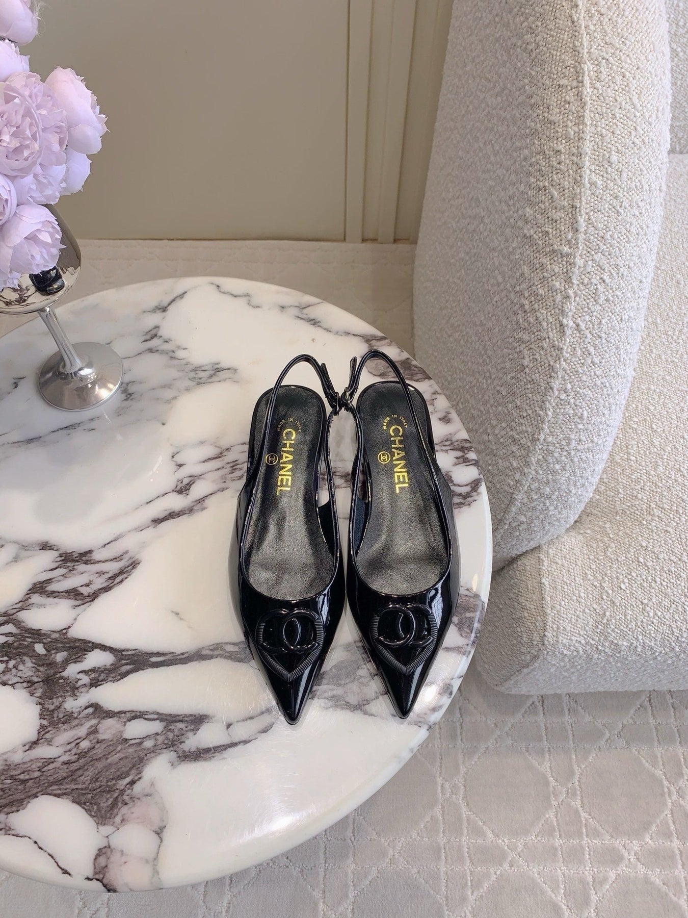 FLAT SLINGBACKS 2 CM IN BLACK PATENT CALFSKIN