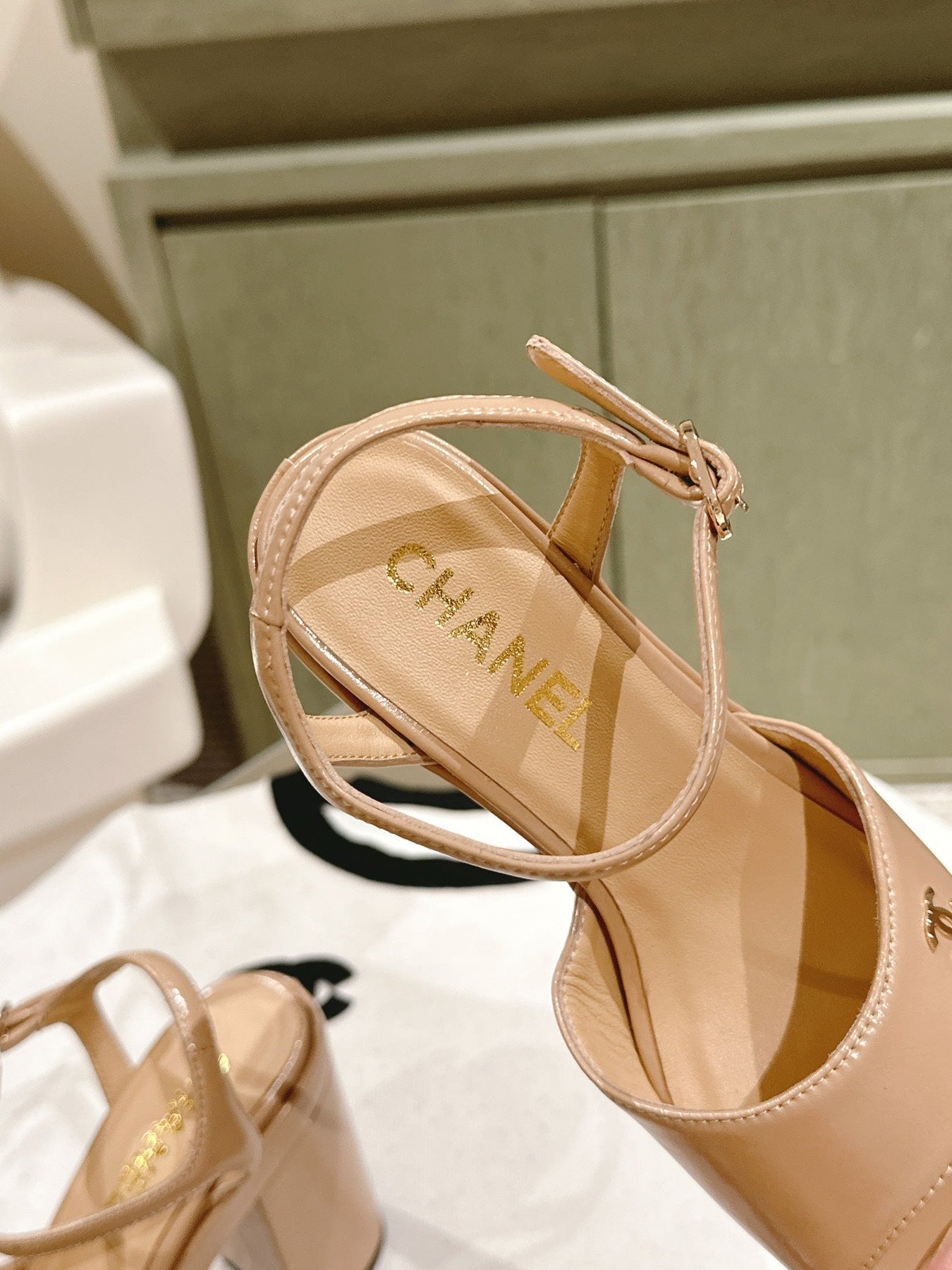 CC HIGH SANDAL BEIGE CREAM CALFSKIN