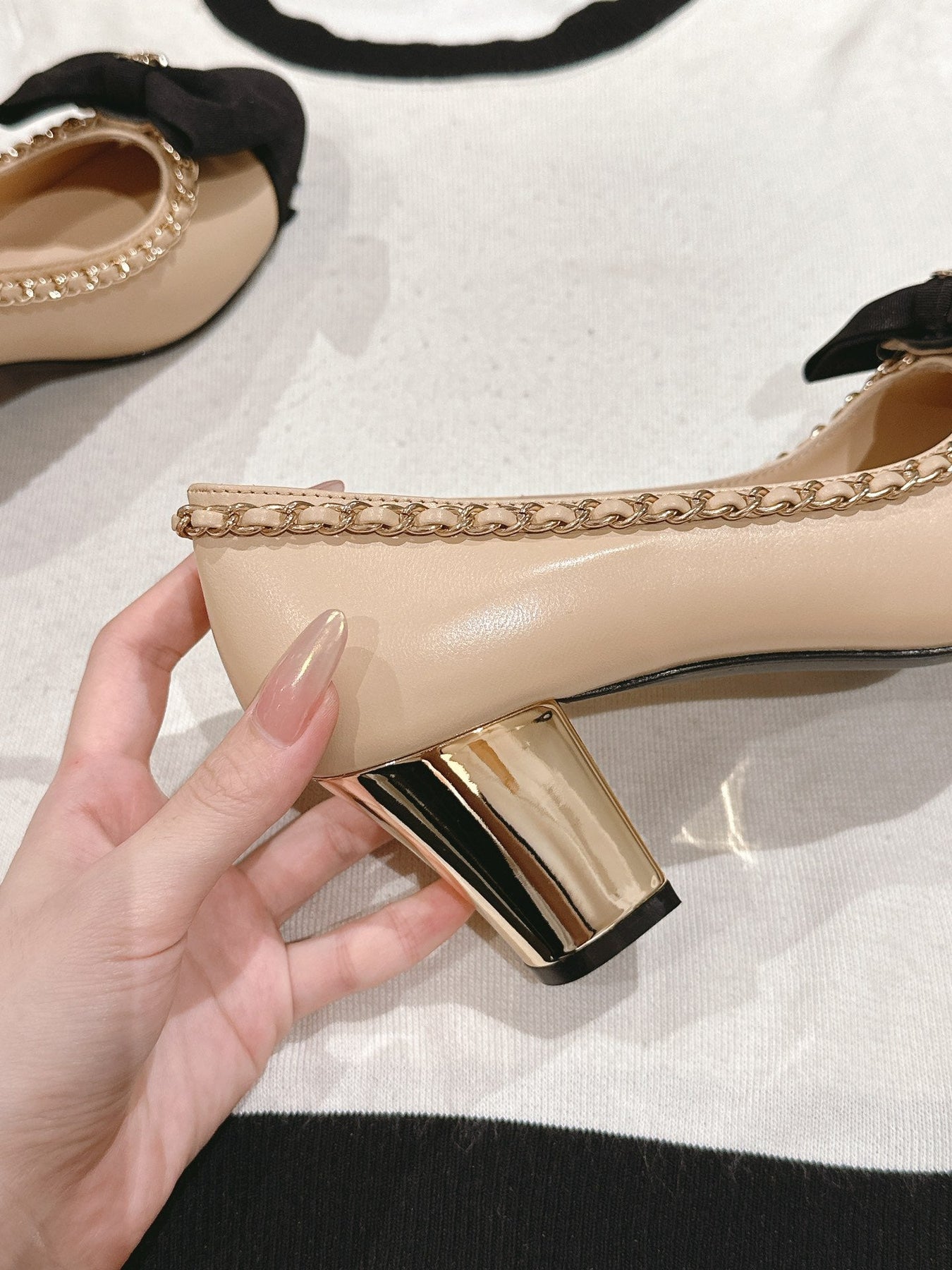 CC HIGH HEELS BEIGE CREAM CALFSKIN AND FABRIC