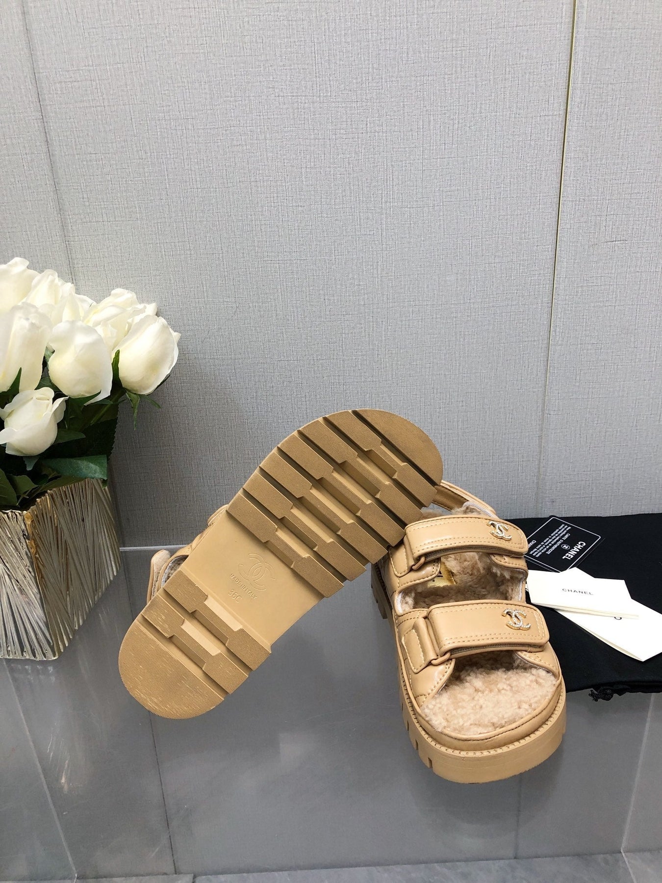 DAD SANDAL YELLOW CREAM LAMBSKIN