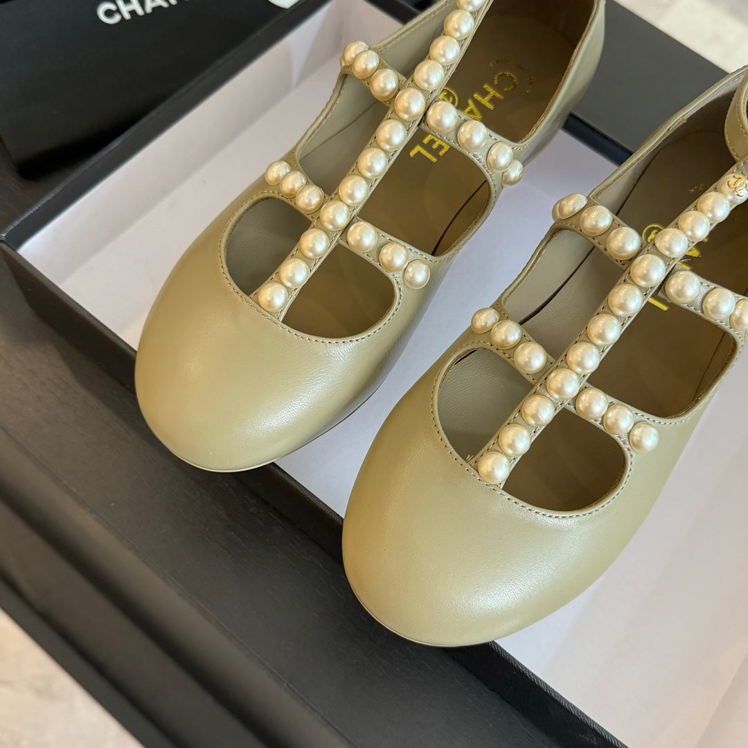 MARY JANES SHOES ECRU BEIGE GOATSKIN WITH FAUX PEARL