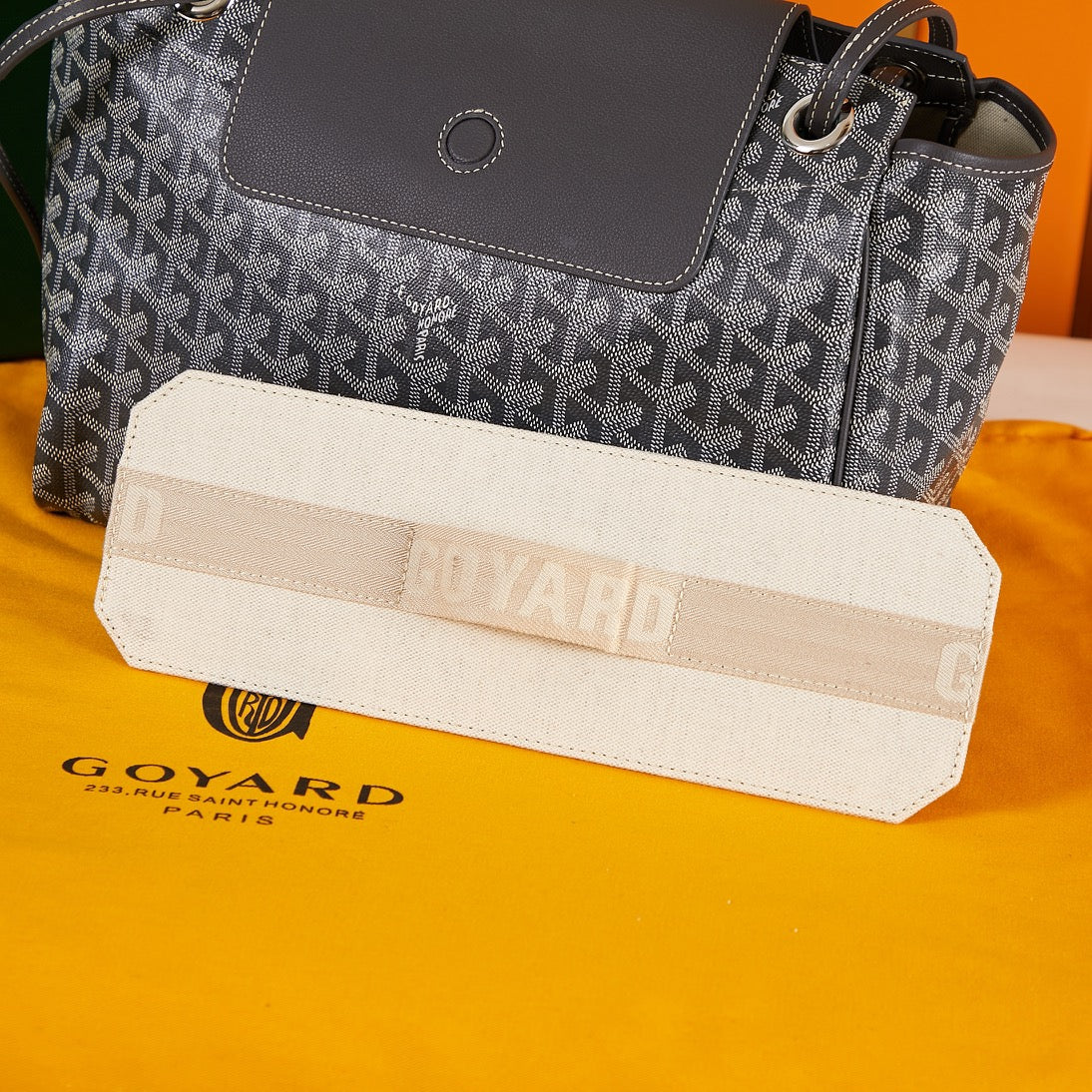 ROUETTE SOUPLE BAG 31 IN BLACK GOYARDINE CANVAS AND CALFSKIN