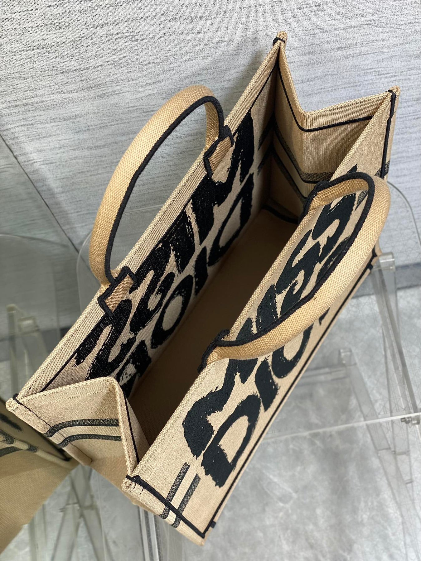 LARGE BOOK TOTE 42 BEIGE AND BLACK MISS DIOR GRAFFITI EMBROIDERY