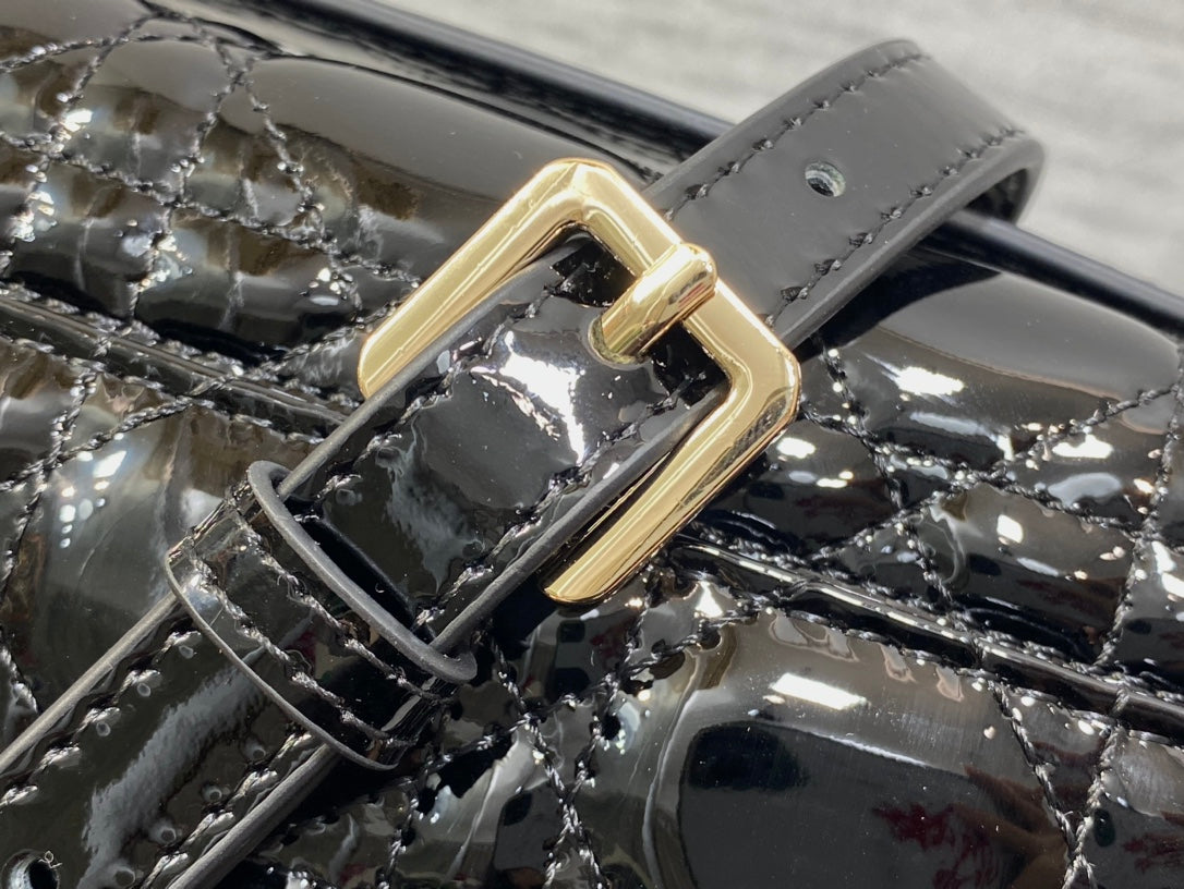 MINI BAG 24 IN BLACK PATENT CANNAGE CALFSKIN