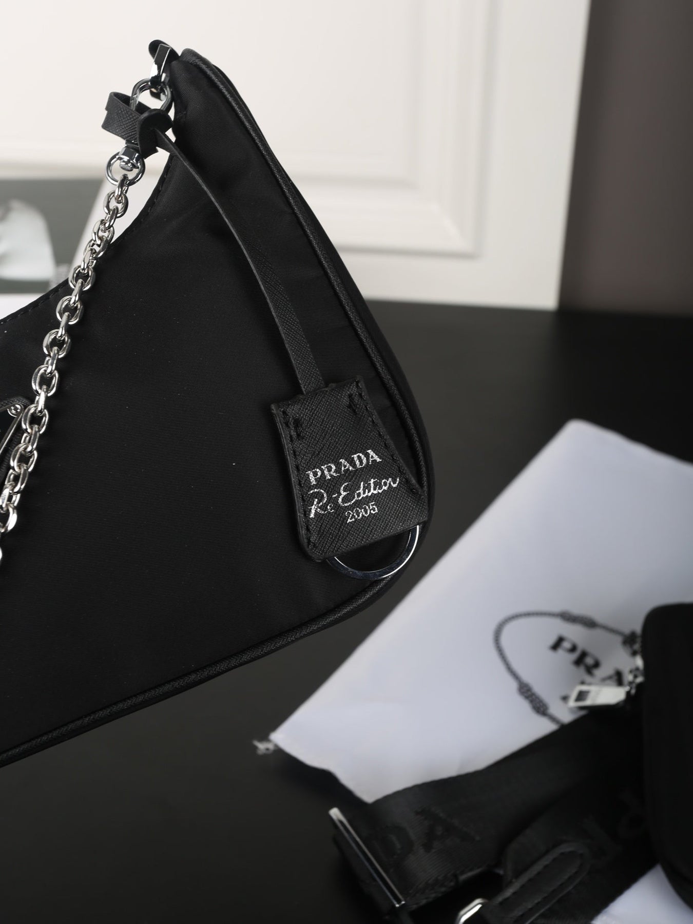 HOBO RE-EDITION BAG 25 IN BLACK RE-NYLON SILVER HARDWARE