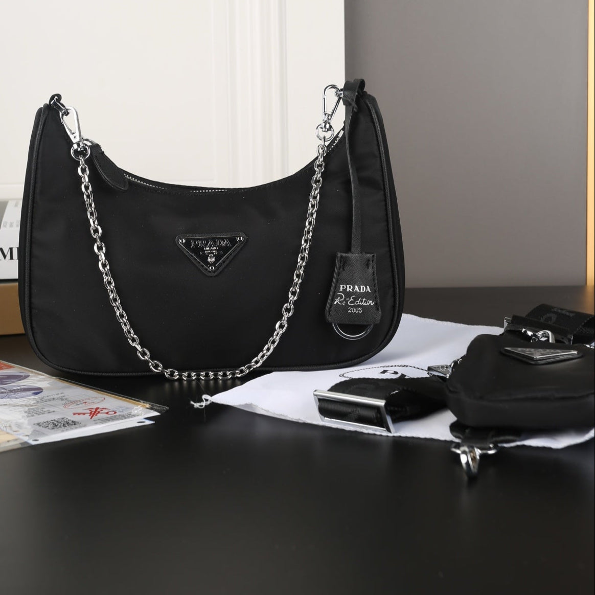 HOBO RE-EDITION BAG 25 IN BLACK RE-NYLON SILVER HARDWARE