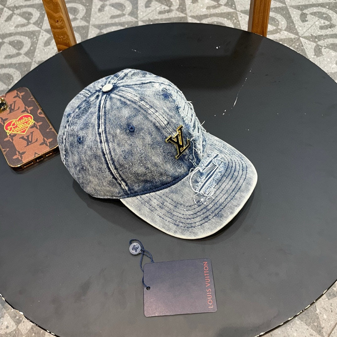 BASEBALL CAP IN LIGHT BLUE DENIM 404845