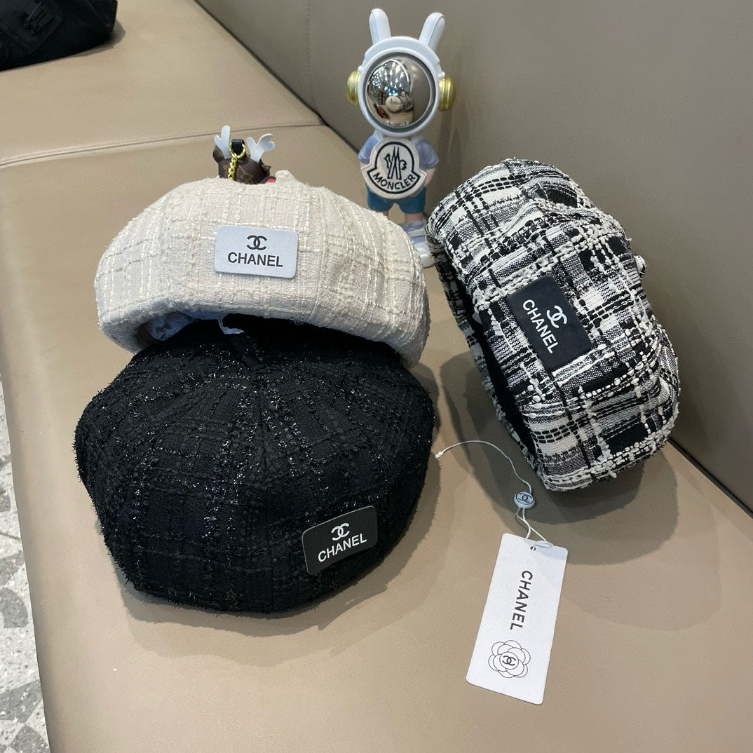 BERET HAT IN BLACK WOOL TWEED 422554