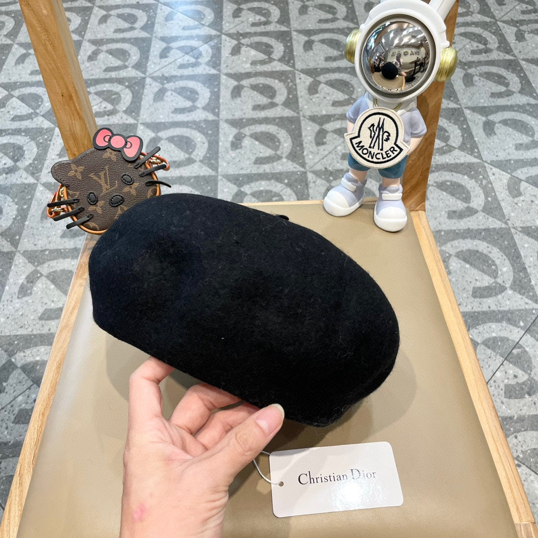 AUSTRALIAN BERET HAT IN BLACK WOOL FELT 431718