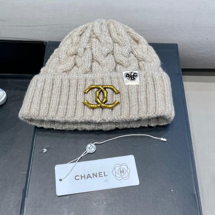 BEANIE HAT IN CYSTER TAN WOOL 431706