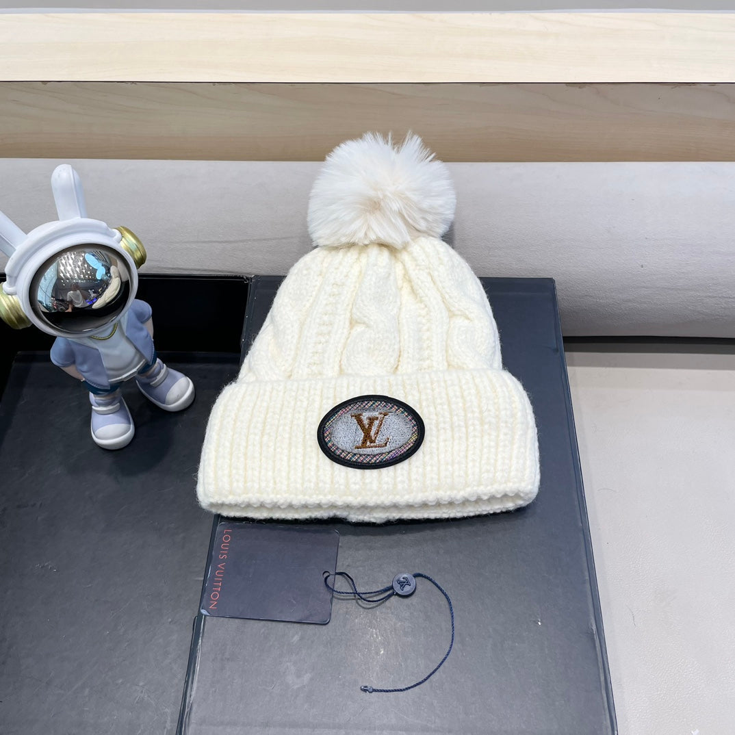 BEANIE HAT IN WHITE WOOL 433487