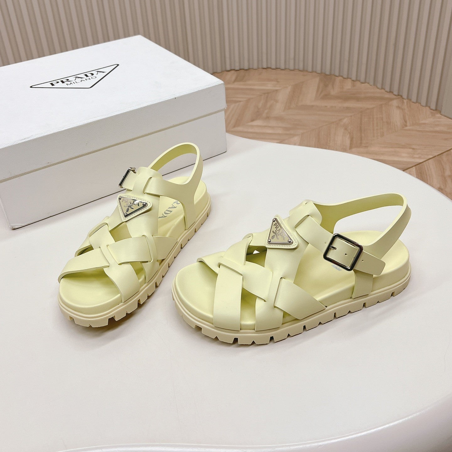 Pra Interwoven Straps Sandals 30 Vanilla