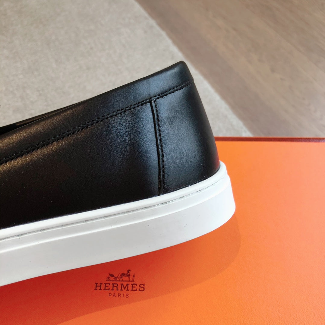 GAME SLIP-ON SNEAKER BLACK WITH TASSELS CALFSKIN
