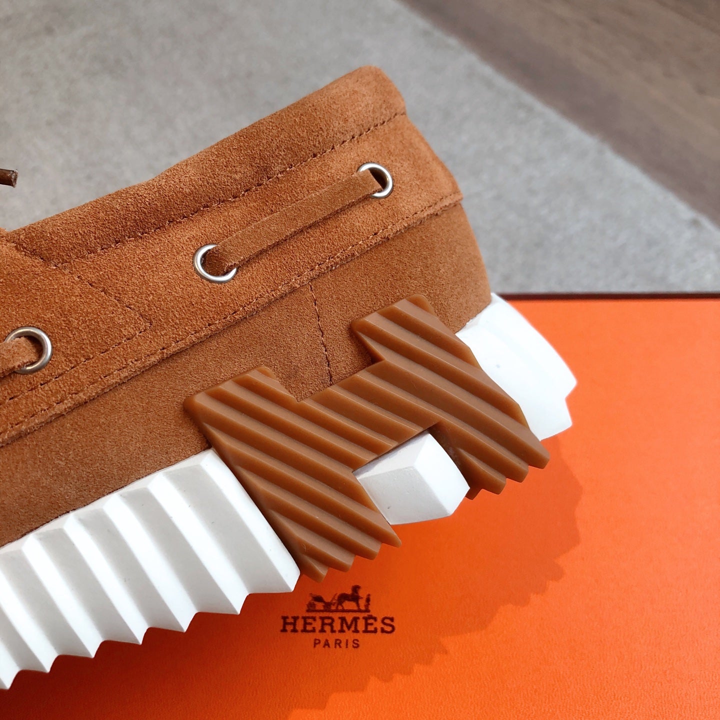 KETCH SNEAKER IN BRONZE BROWN SUEDE