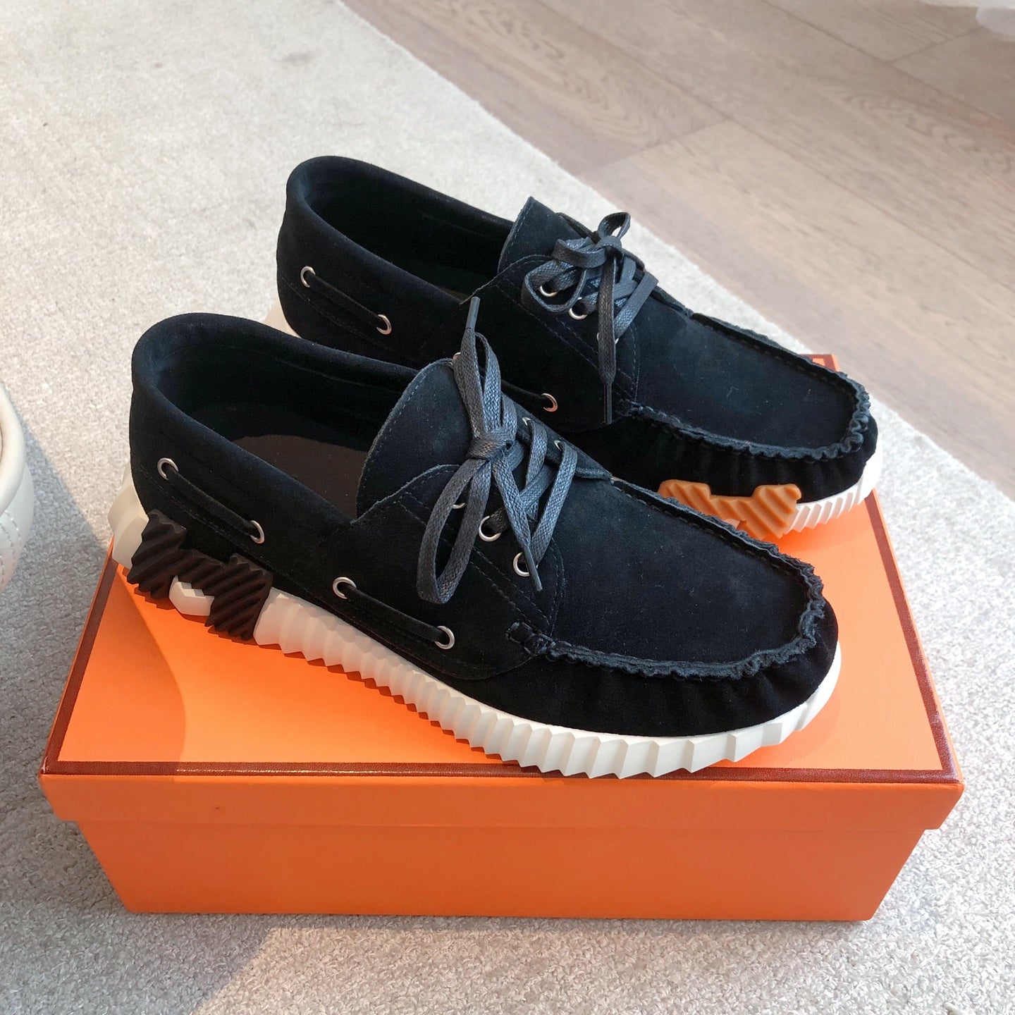 KETCH SNEAKER IN BLACK SUEDE