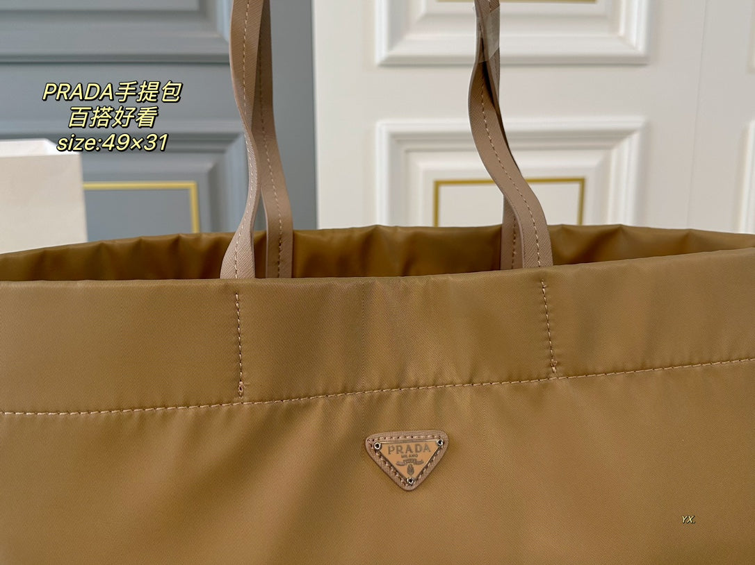 PRA 49 TOTE BAG IN CAMEL BROWN RE-NYLON