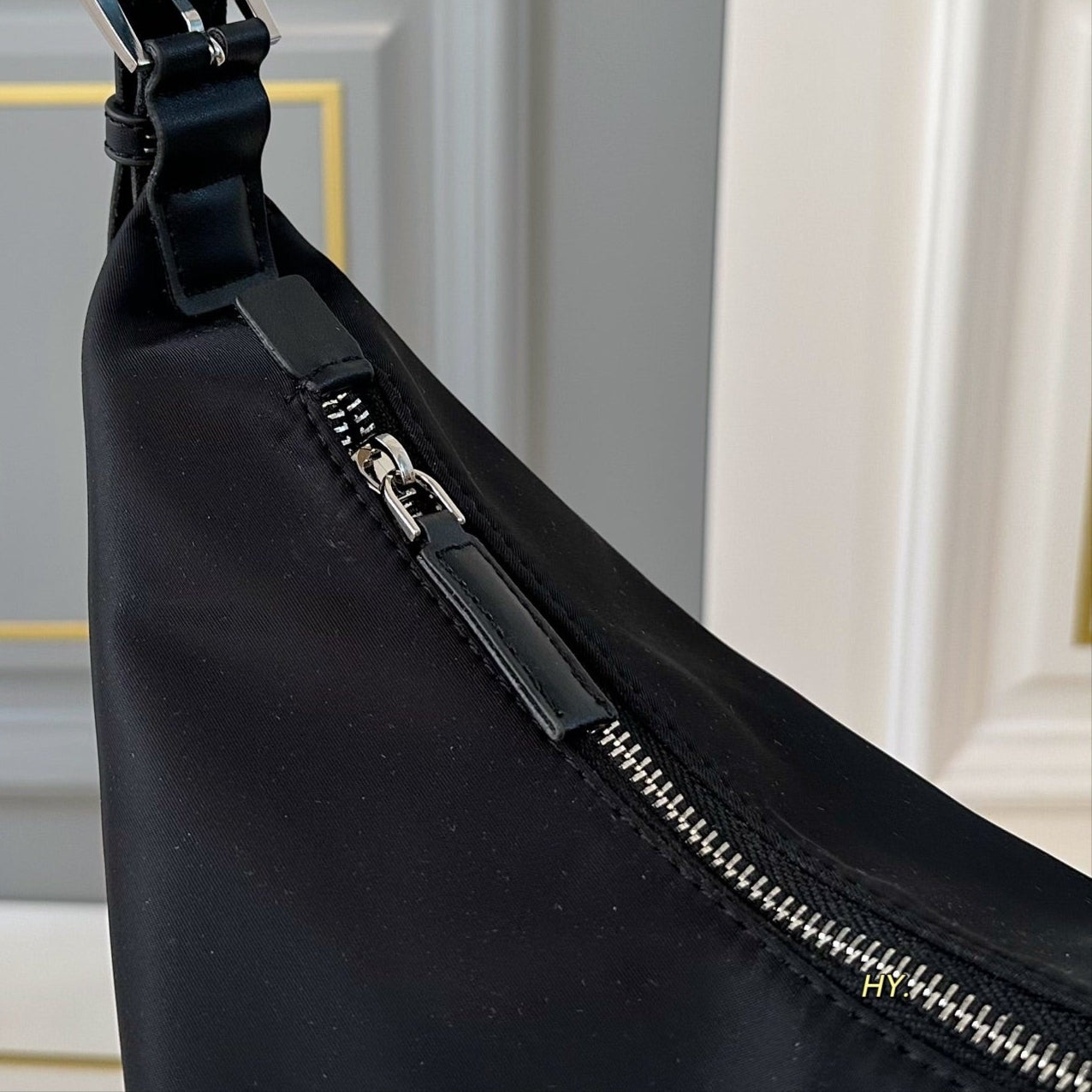 HOBO BAG 30 IN BLACK RE-NYLON SILVER HARDWARE