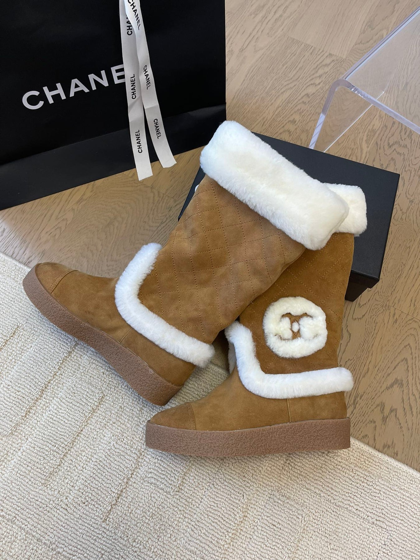 HIGH BOOTS IN CIDER BROWN SUEDE AND FLEECE LINING