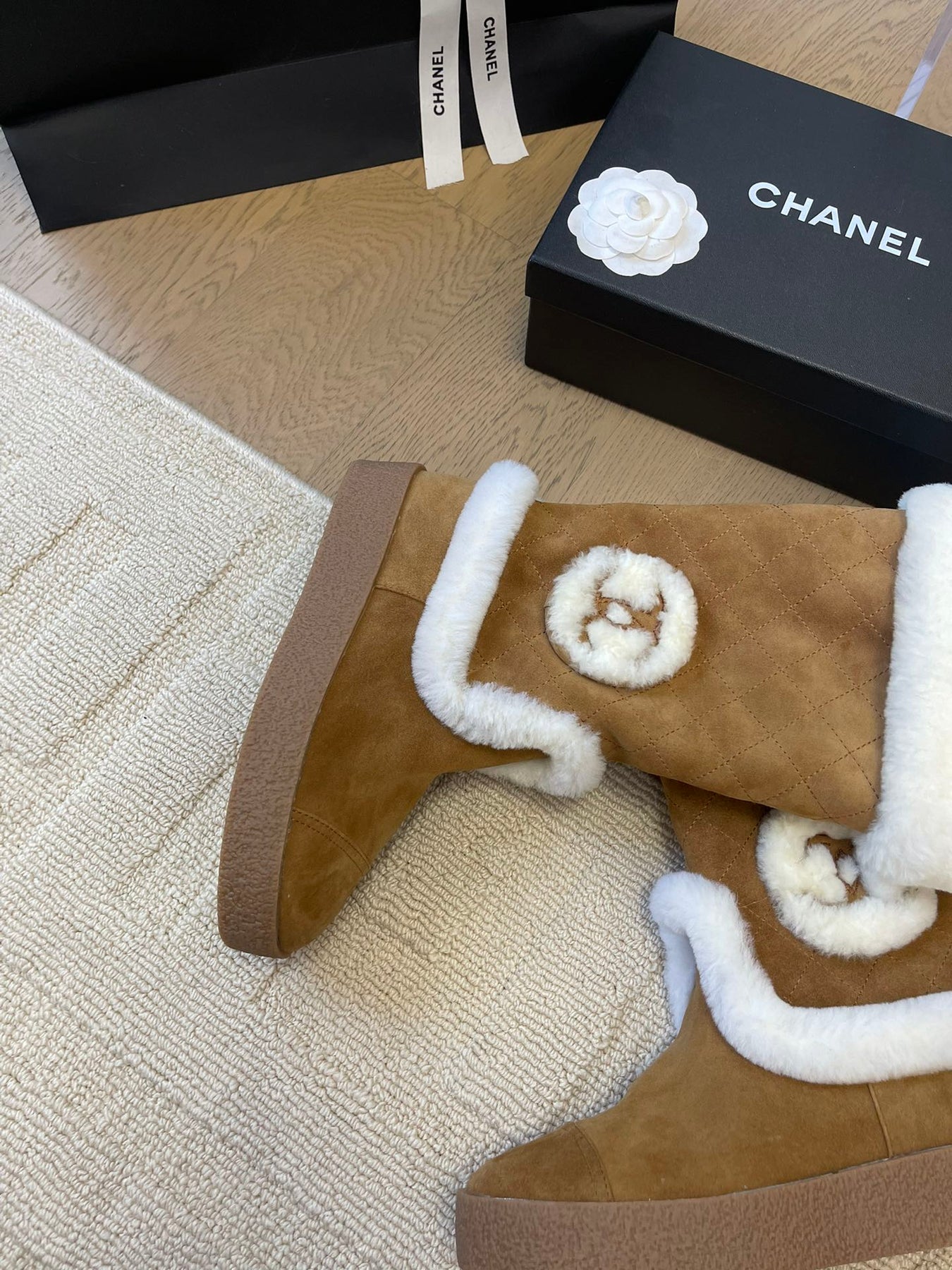HIGH BOOTS IN CIDER BROWN SUEDE AND FLEECE LINING
