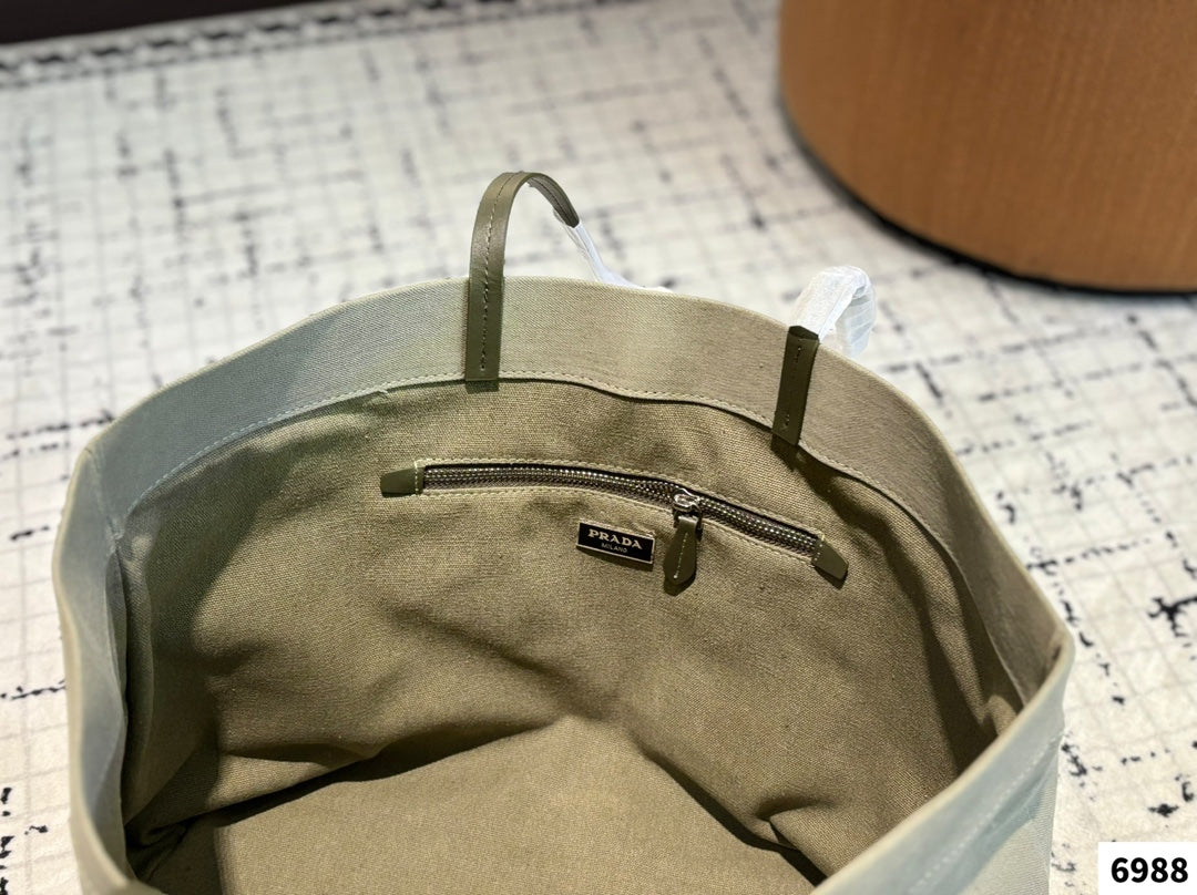 LARGE TOTE BAG 38 IN ECRU BEIGE RE-NYLON