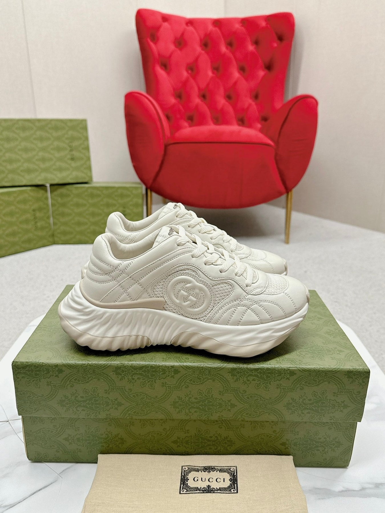 GG RIPPLE TRAINER WHITE LAMBSKIN