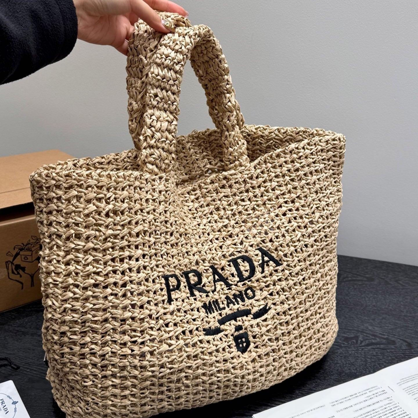 LARGE TOTE BAG 41 IN BEIGE MIX BLACK WOVEN RAFFIA