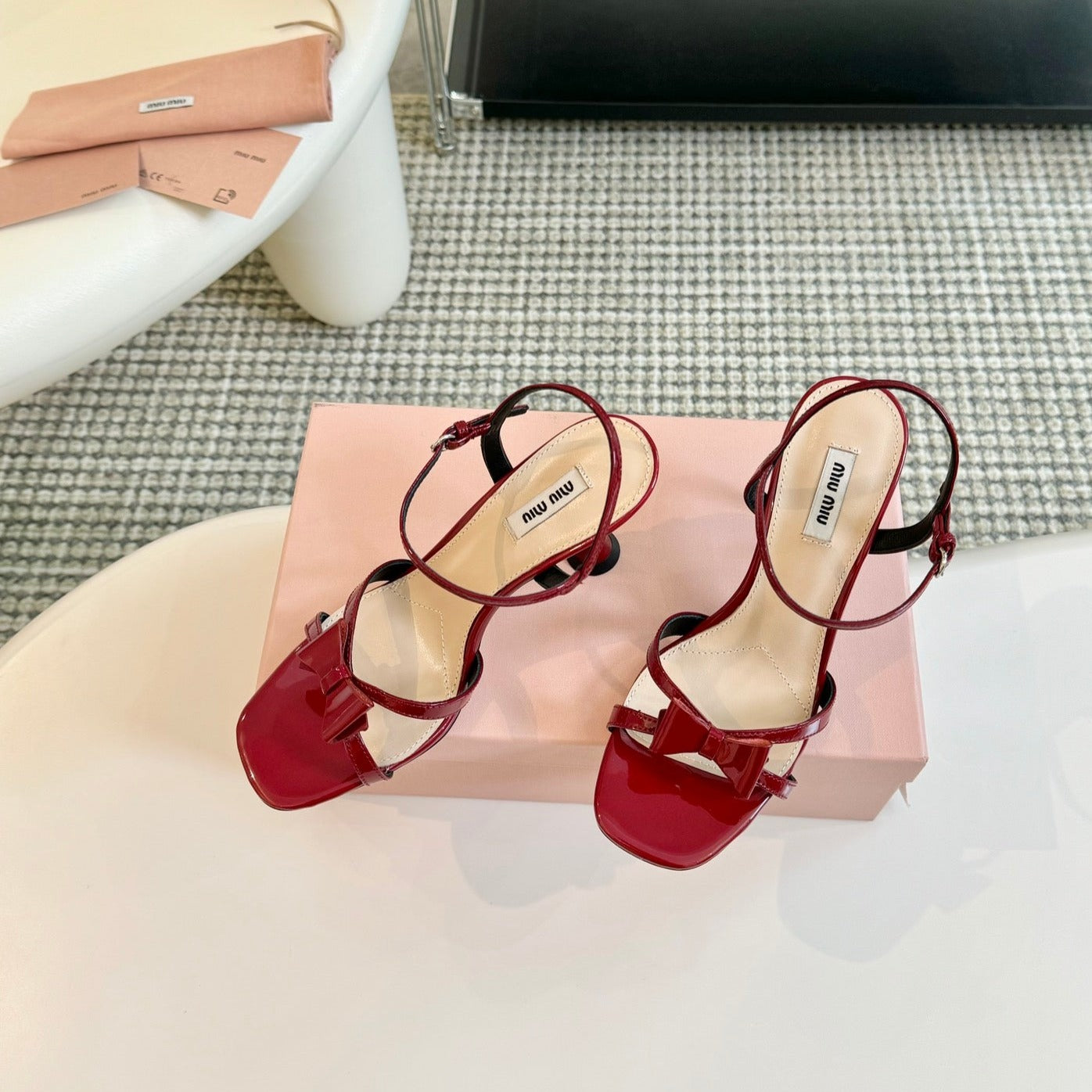 High Heels With Bows Crimson Color Glossy Leather