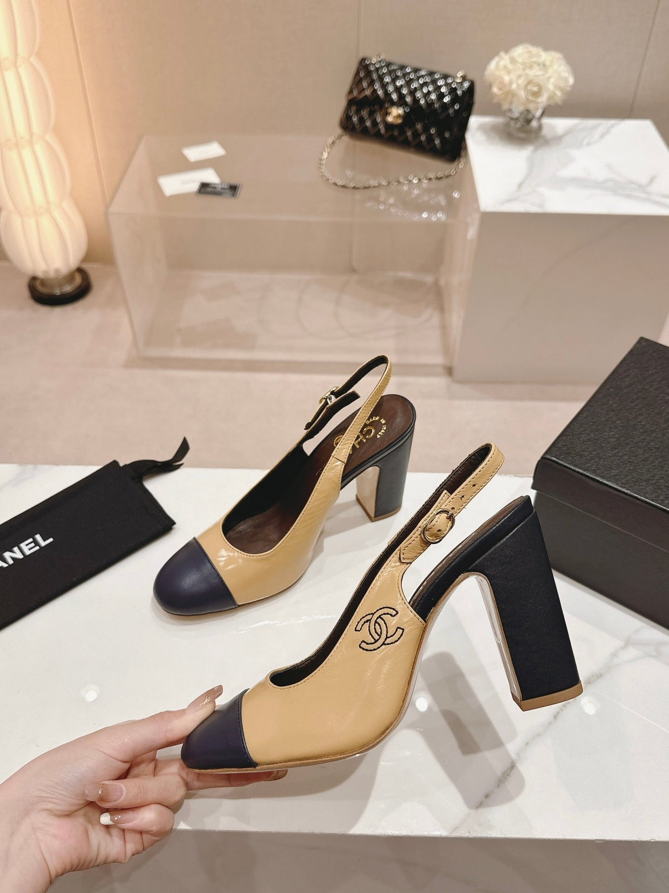 HIGH SLINGBACKS PEANUT BROWN MIX BLACK SHEEPSKIN