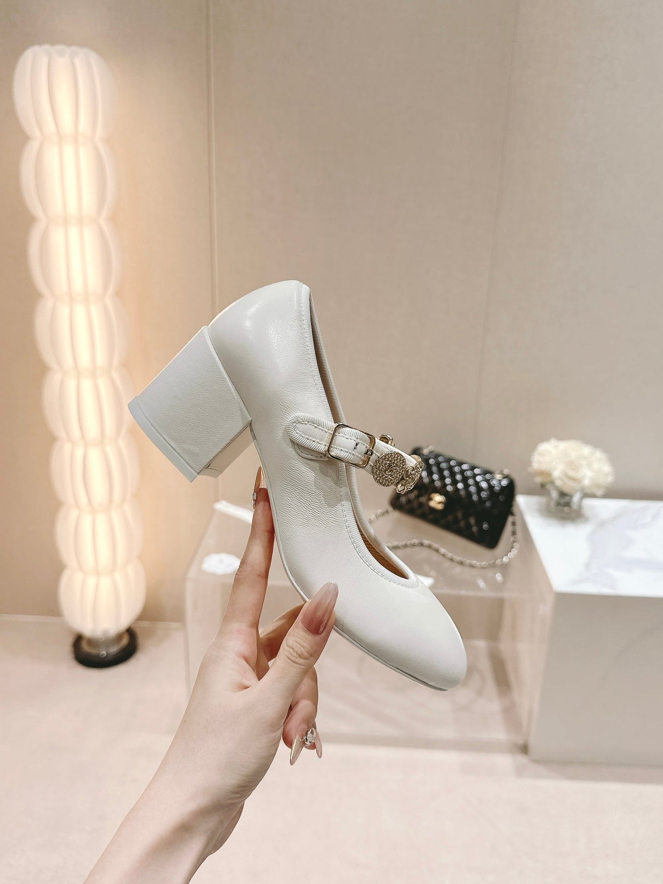 MARY JANE SHOES WHITE LAMBSKIN