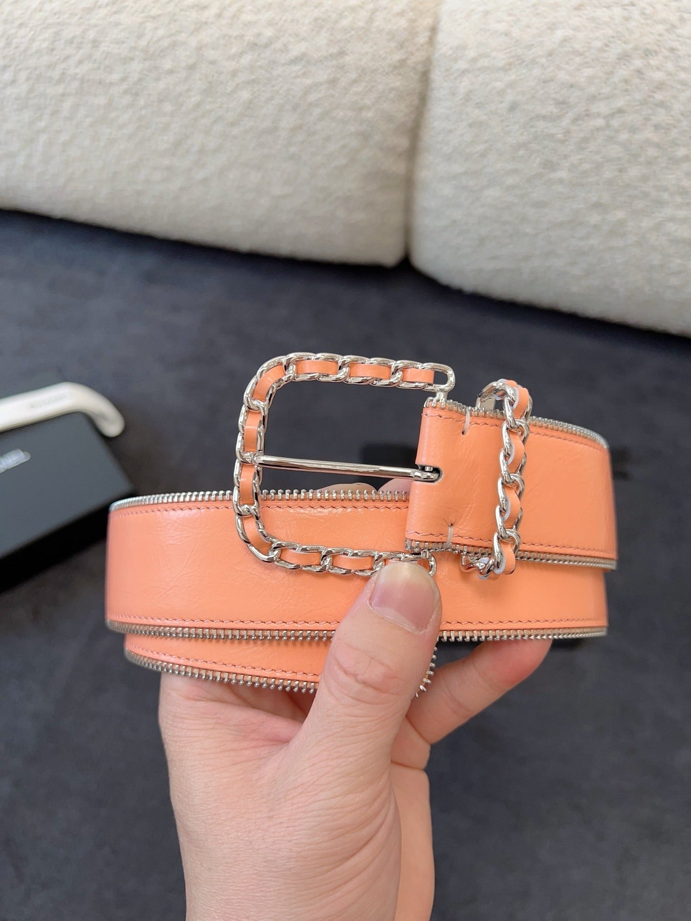 BELT 40MM IN CORAL CALFSKIN WITH INTERWOVEN CHAIN BUCKLE ZIPPER IN TRIM SILVER HARDWARE