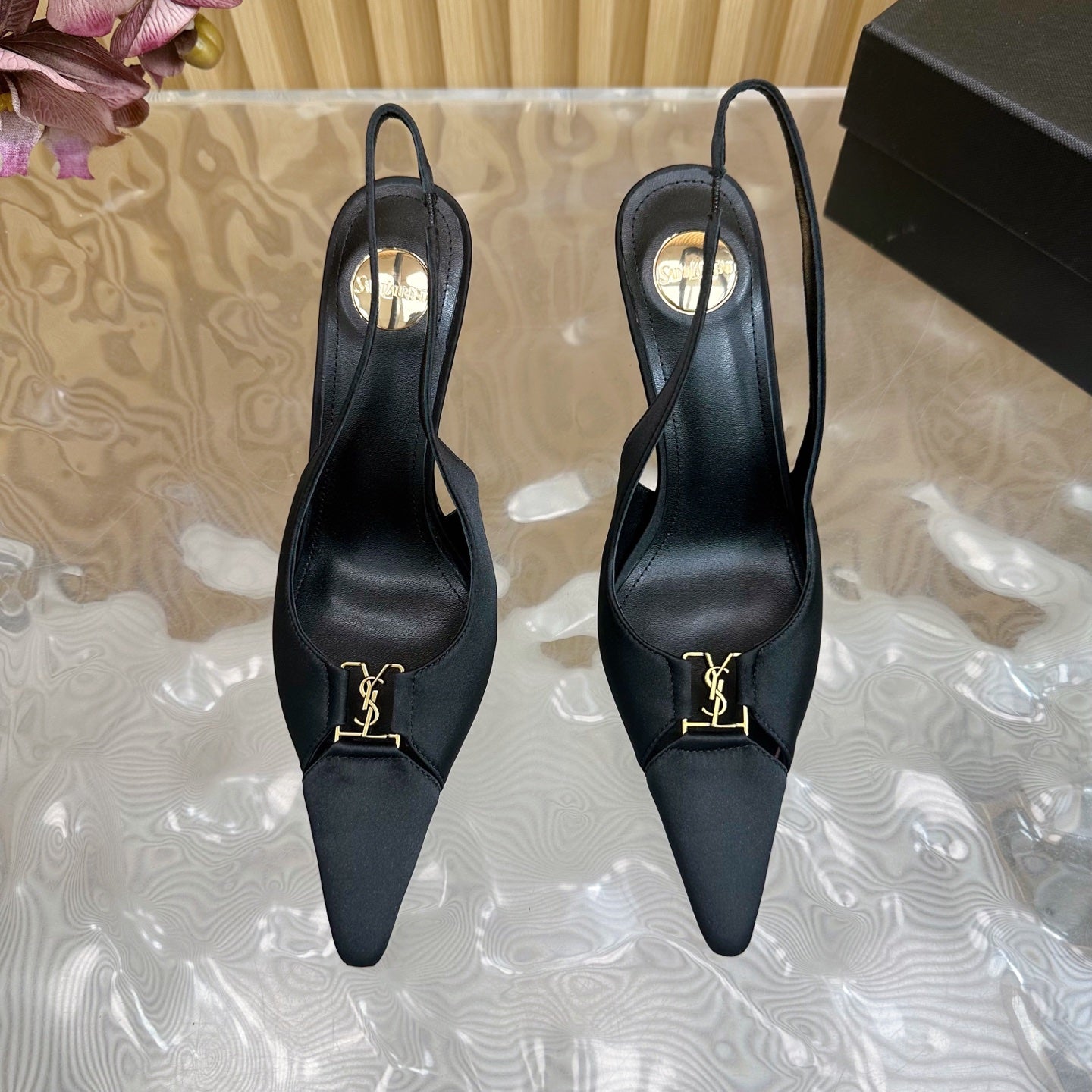 BABYLONE SLINGBACK PUMPS IN BLACK SILK