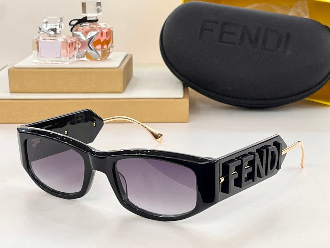 EMBOSSED LOGO ROMA RECTANGULAR FRAME SUNGLASSES FE40108U IN ACETATE