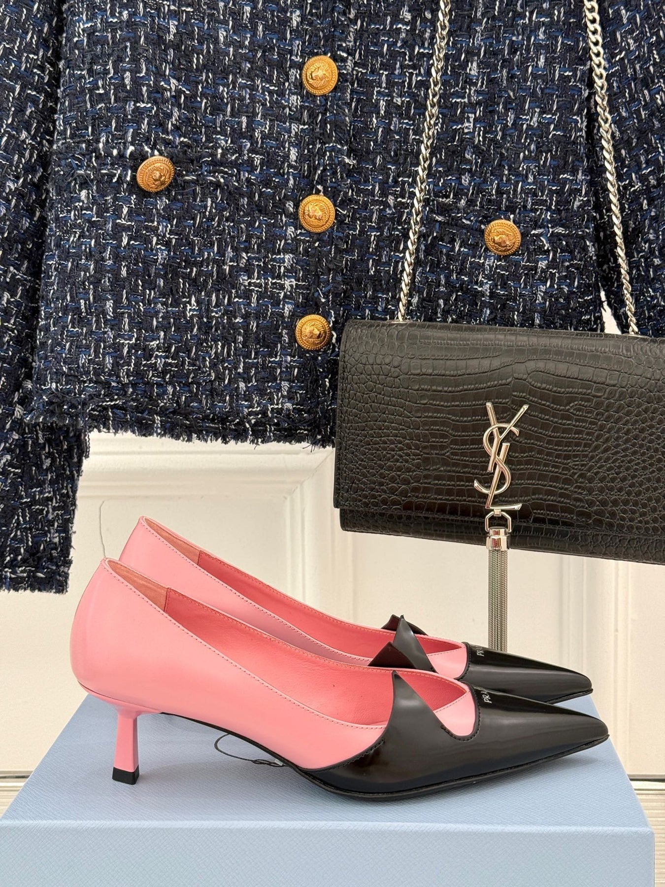 KITTEN HEEL PUMPS IN PINK MIX BLACK CALFSKIN