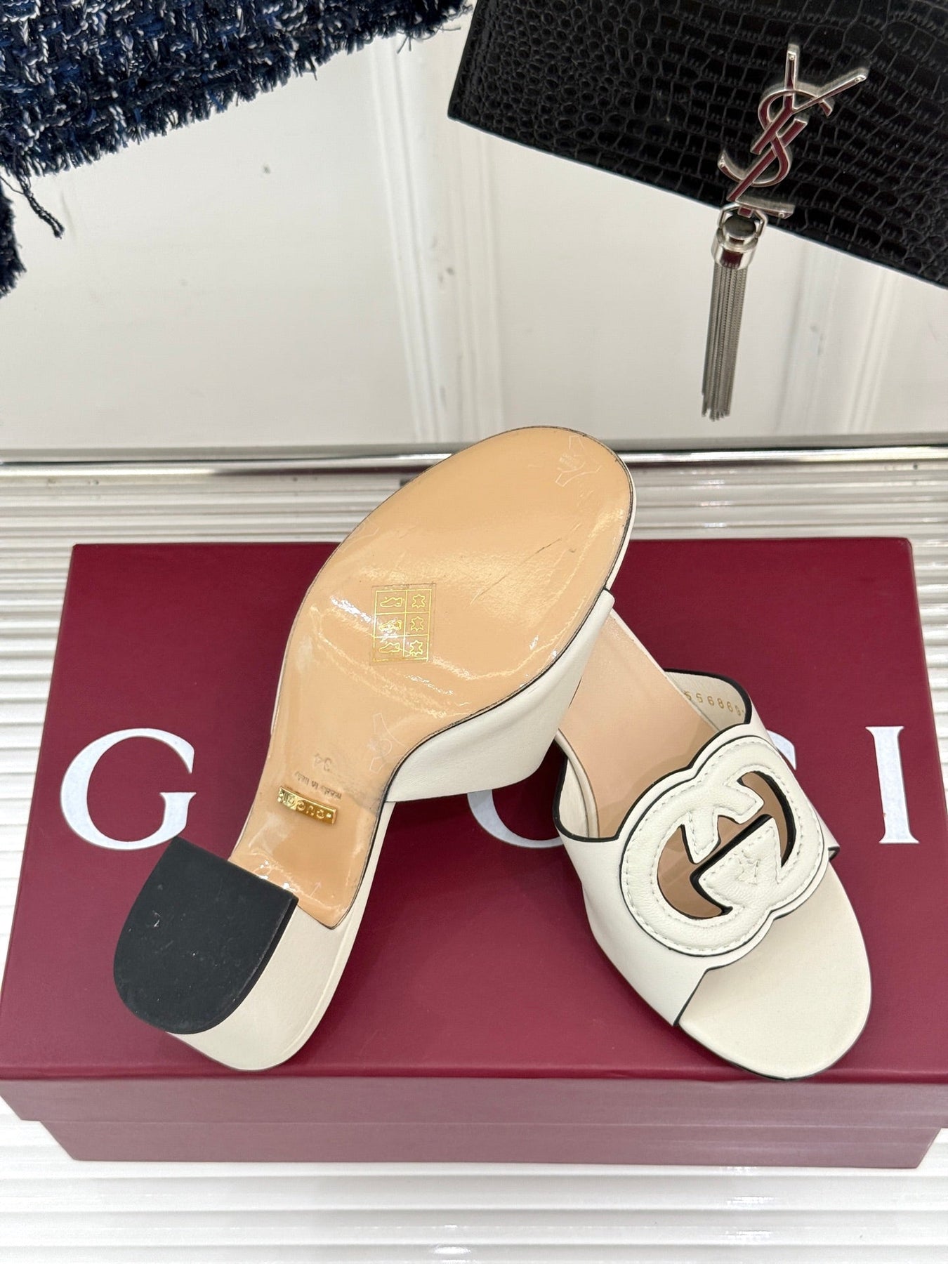 MID-HEEL MULE IN CREAM WHITE CALFSKIN