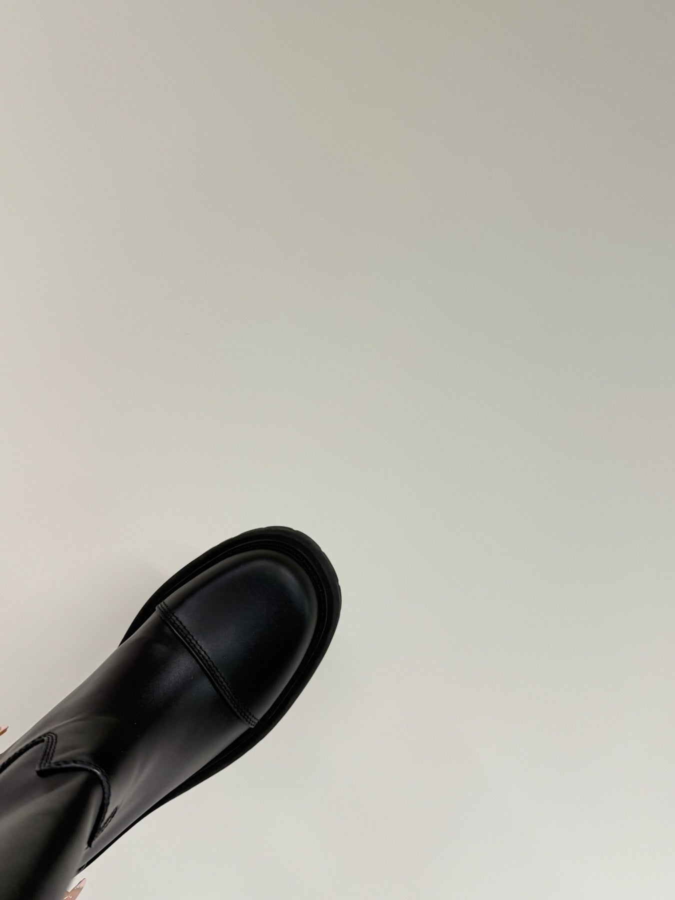 D-TOWN BOOTS IN BLACK CALFSKIN