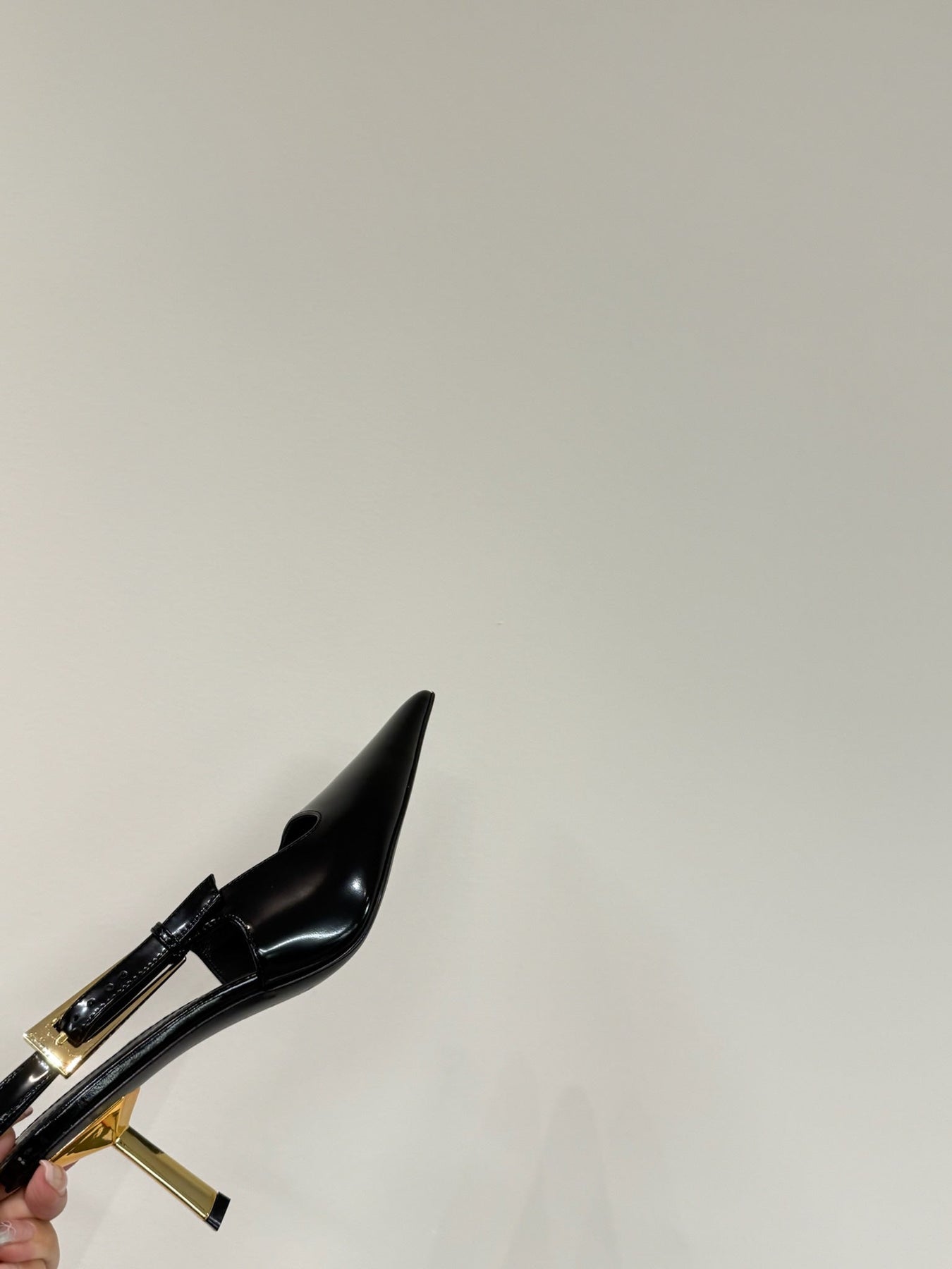 LEE SLINGBACK PUMPS 75 MM IN BLACK PATENT CALFSKIN