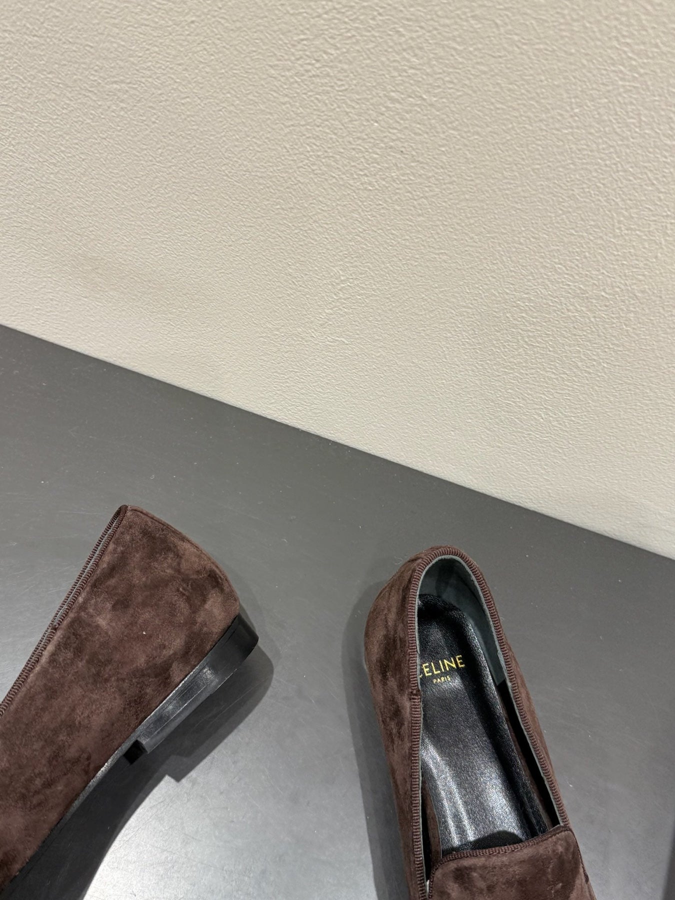 LOAFERS IN CHOCOLATE BROWN SUEDE EMBROIDERED LOGO