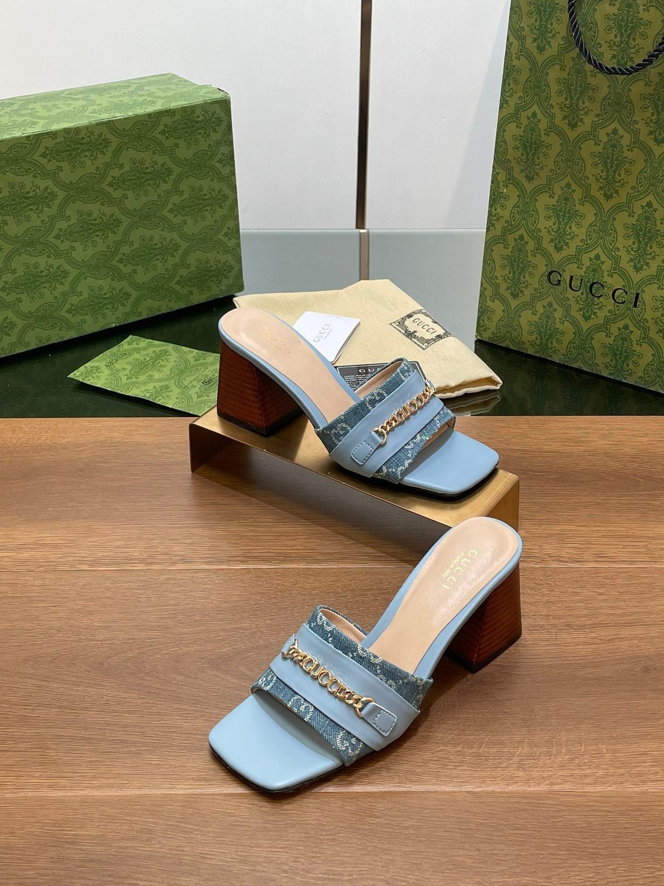 GG SIGNORIA SLIDE SANDAL SKY DENIM