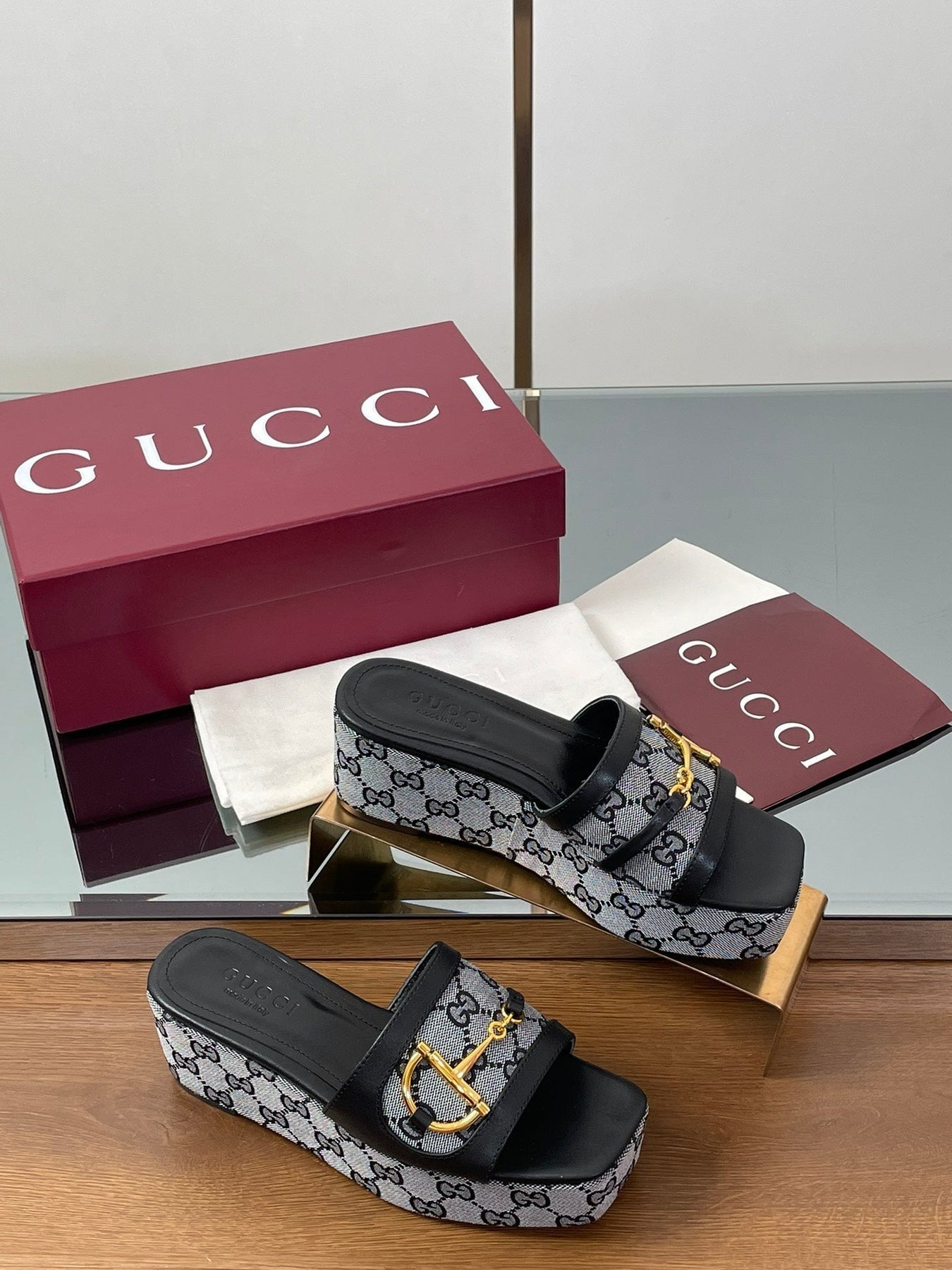 HIGH 6.3 CM WEDGE SANDALS IN BLACK CALFSKIN AND FABRIC