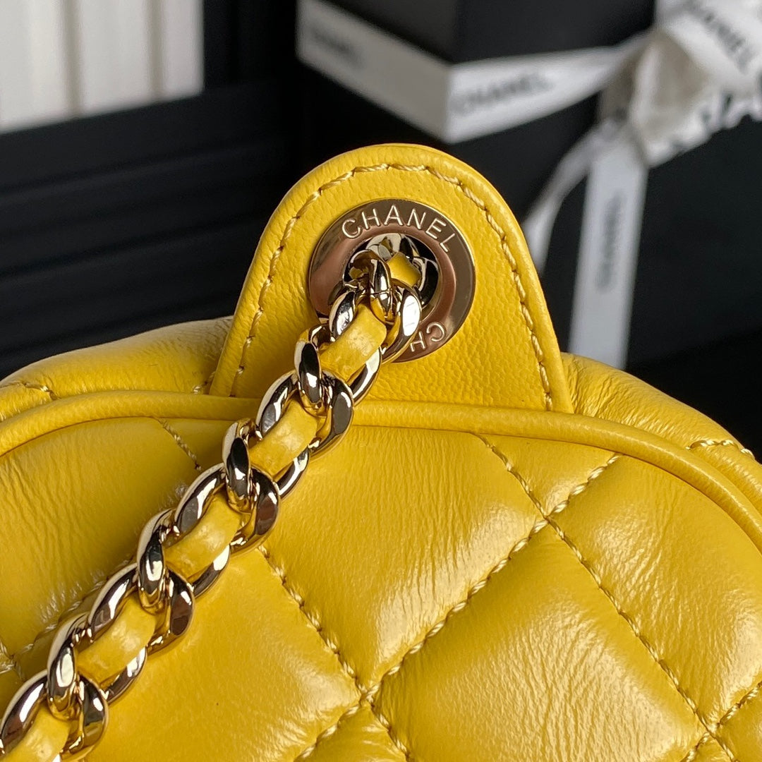 CAMERA BAG 24 IN MIMOSA YELLOW SHINY CALFSKIN GOLD CHAIN