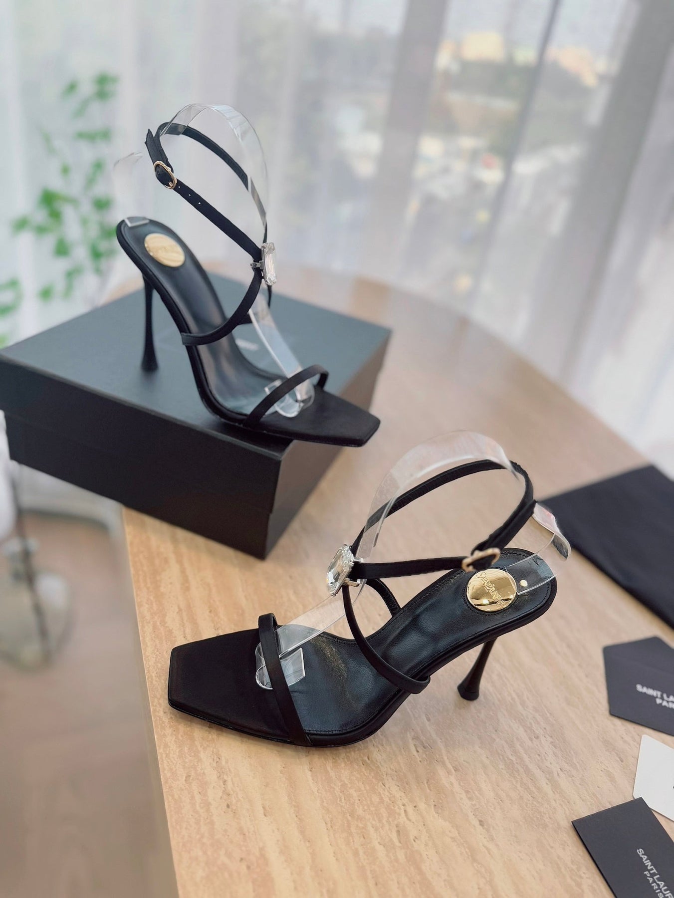 HIGH HEEL SANDAL 10 CM IN BLACK SATIN CREPE AND CRYSTAL