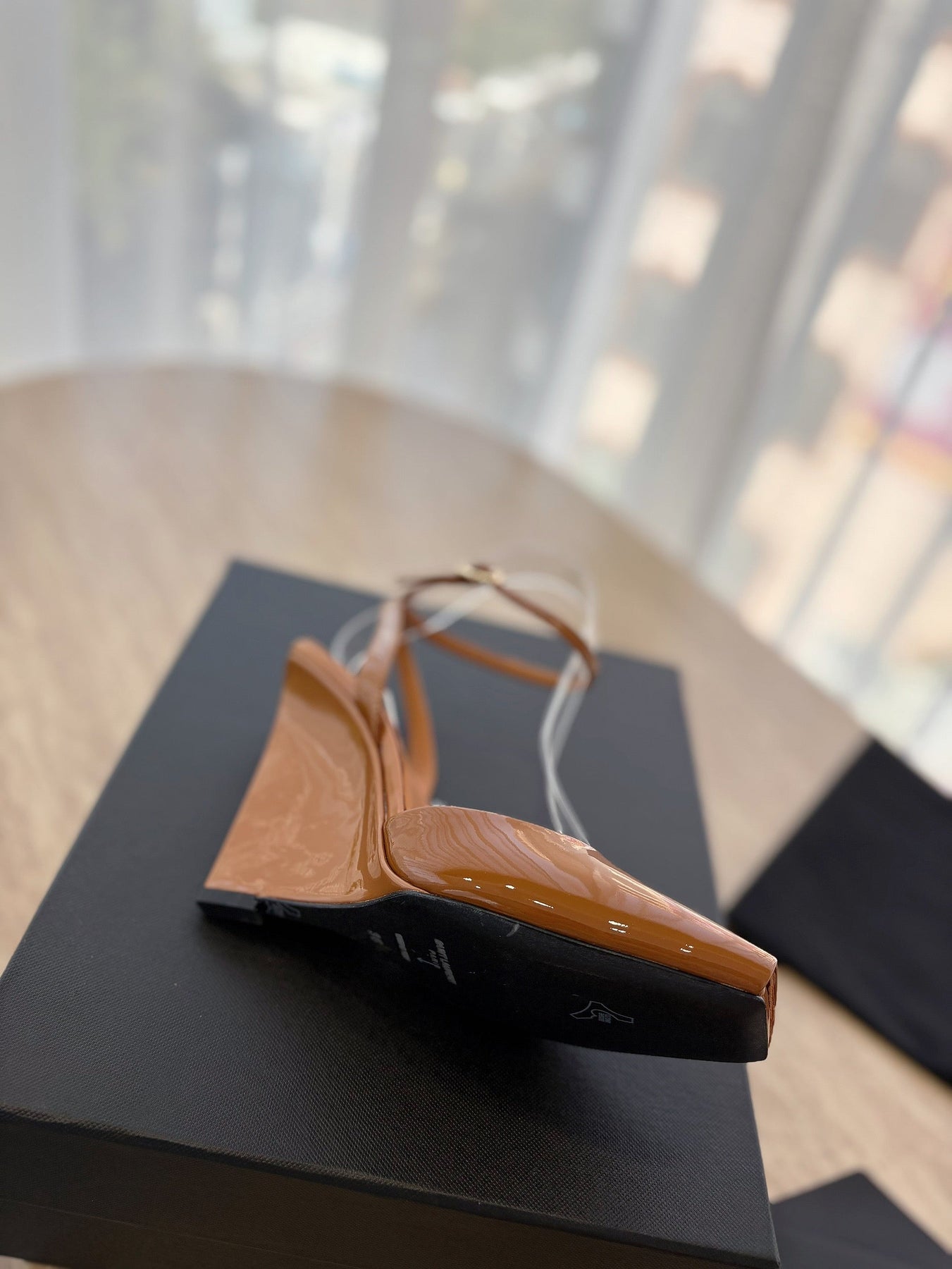 LA SCANDALE HIGH 10 CM WEDGE SANDALS IN BRONZE BROWN PATENT LEATHER