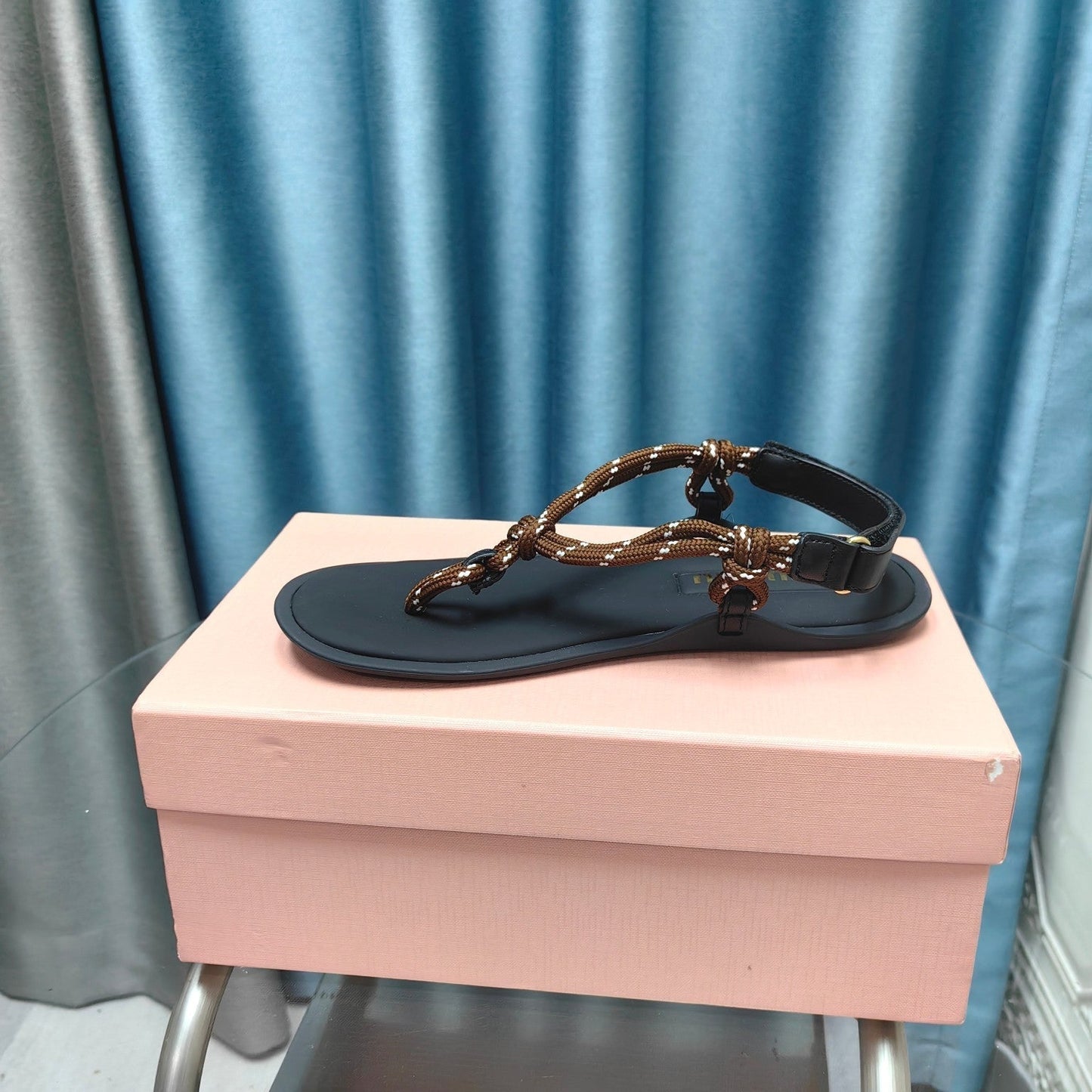 FLIP-FLOPS SANDAL BLACK SHEEPSKIN WITH BROWN STRAP