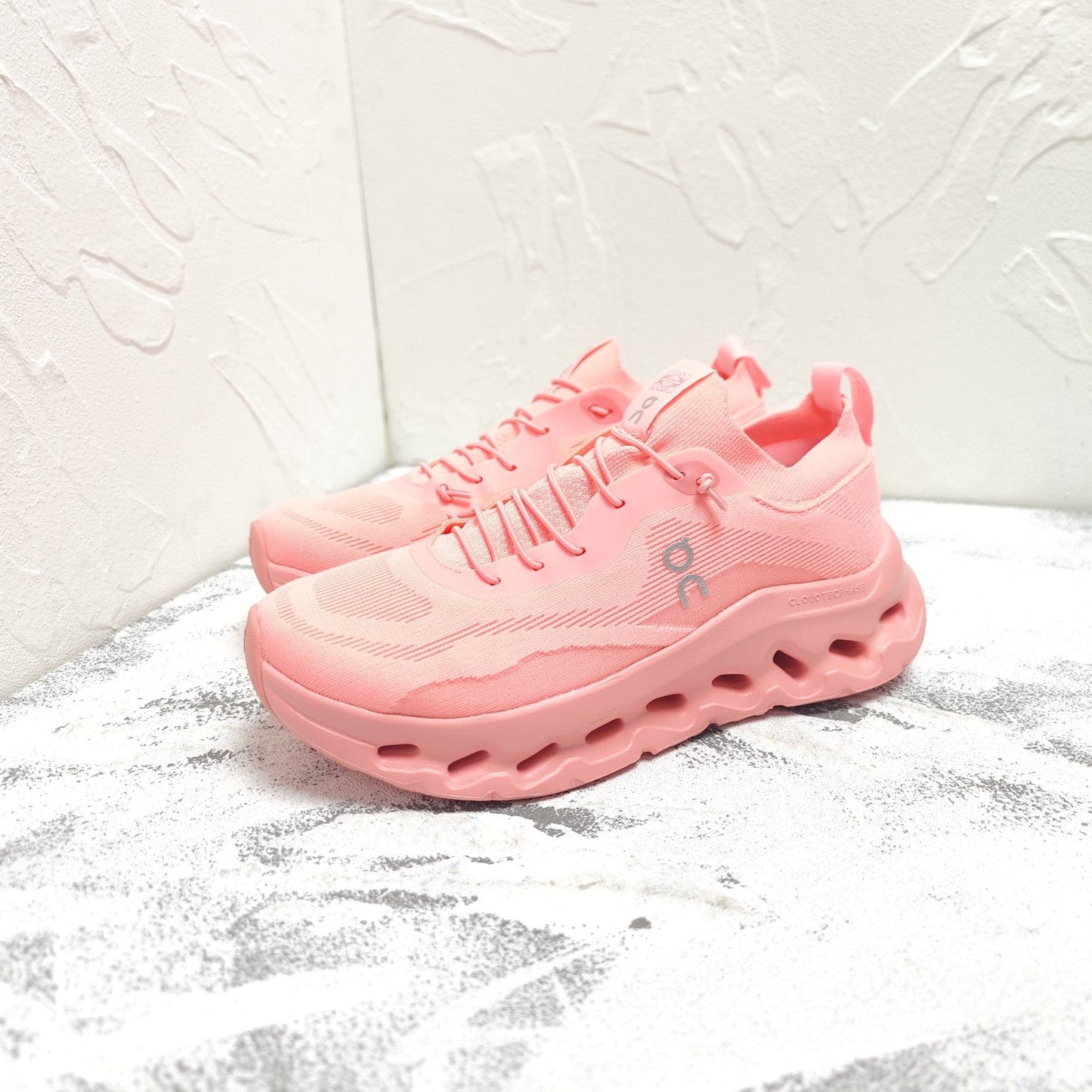 CLOUDTILT SNEAKER IN BLUSH PINK RECYCLED POLYESTER
