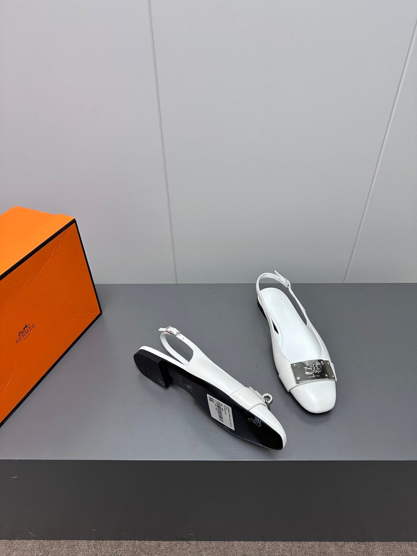 INNOCENTE SLINGBACK IN WHITE CALFSKIN