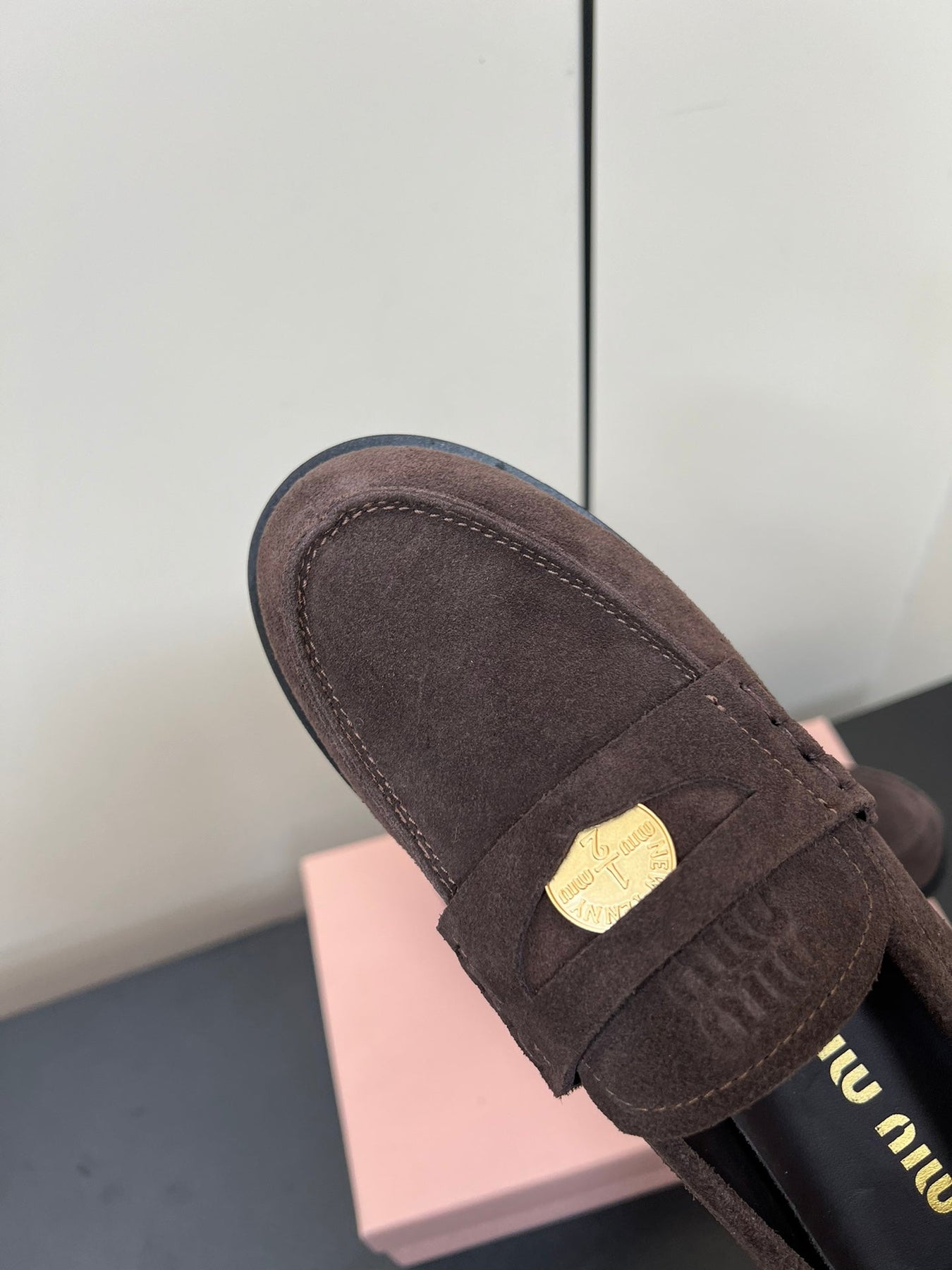 PENNY LOAFERS IN CHOCOLATE SUEDE