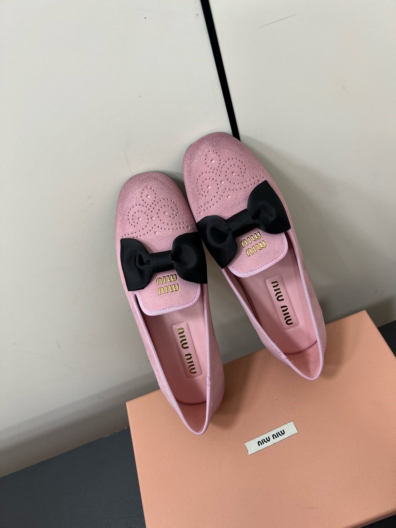 LOAFERS WITH BOW IN PINK SUEDE