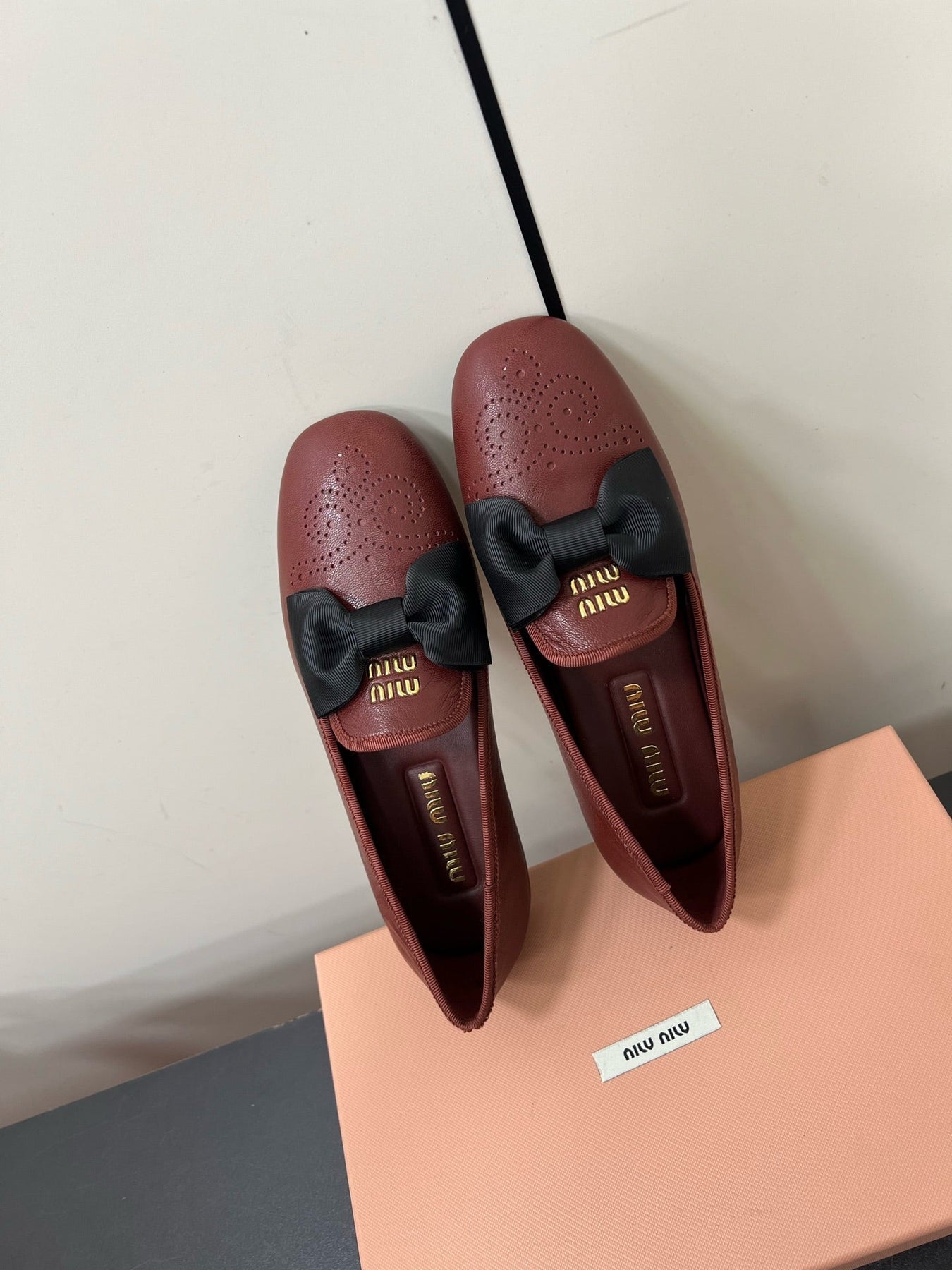 LOAFERS WITH BOW IN RED BROWN SHEEPSKIN