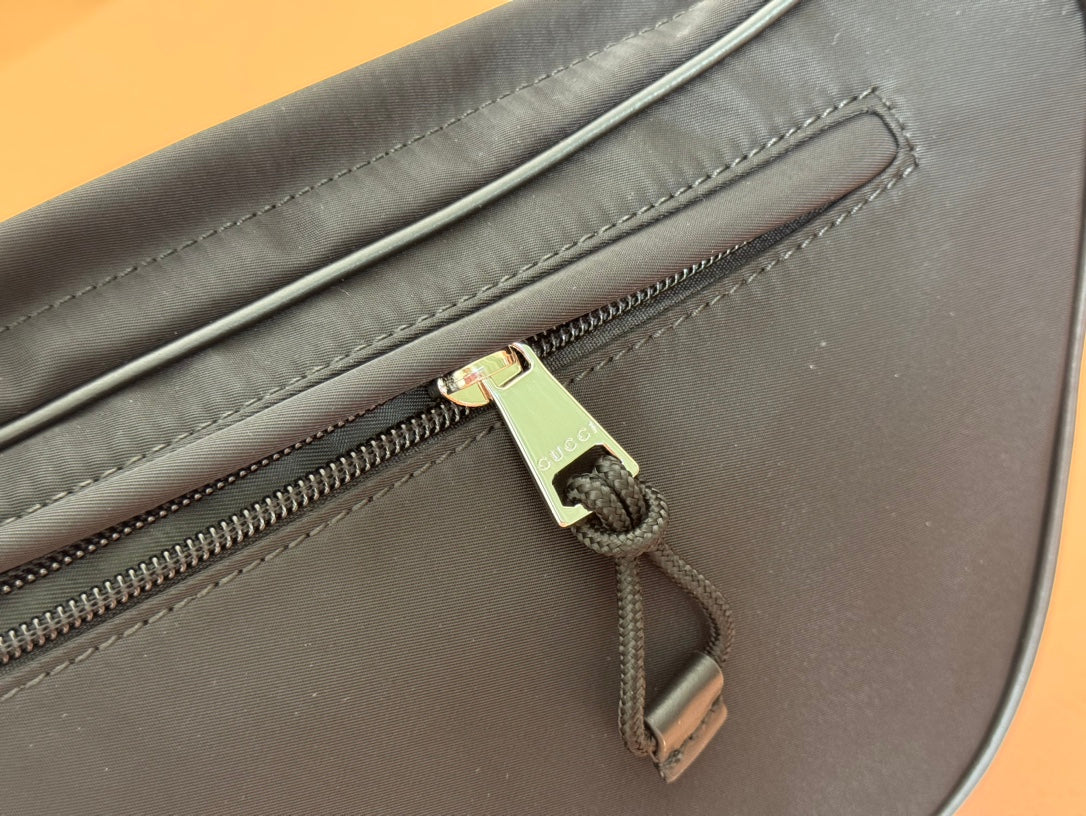 LARGE BELT BAG 34 IN BLACK CANVAS GREEN AND RED WEB DETAIL