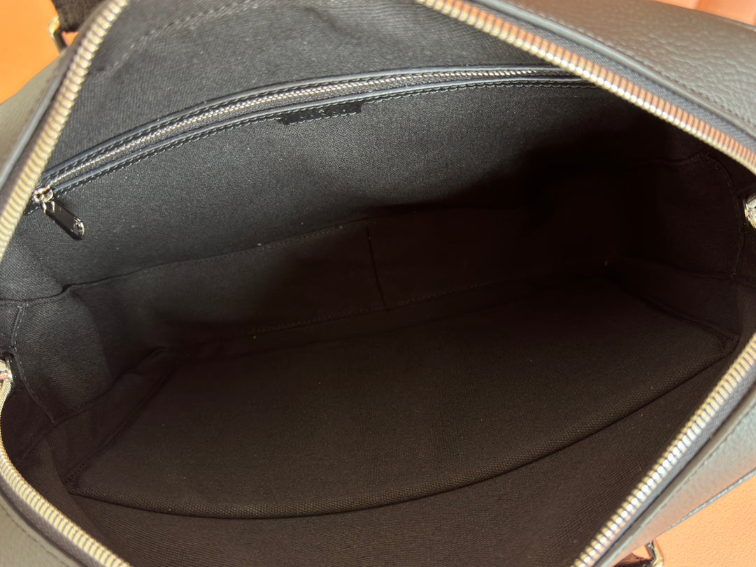 JUMBO MEDIUM BRIEFCASE 36.5 IN EXTRA DARK GREEN GG CALFSKIN